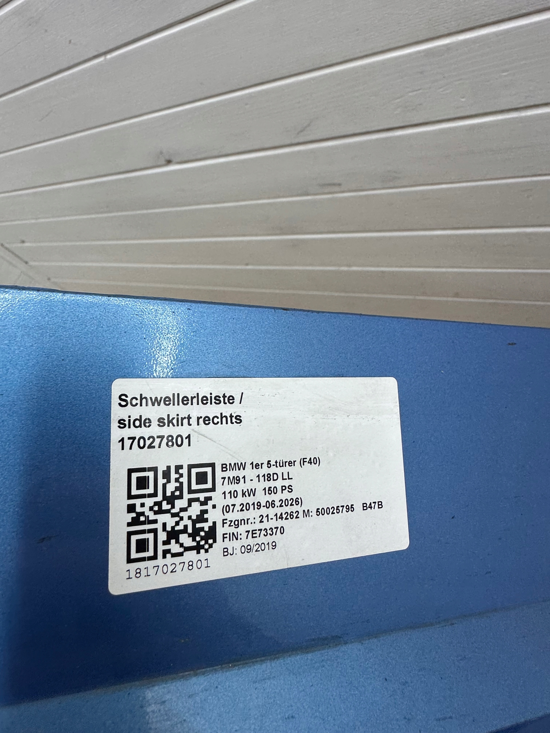 BMW 1 F40 F44 moulding threshold cap threshold right 7461382