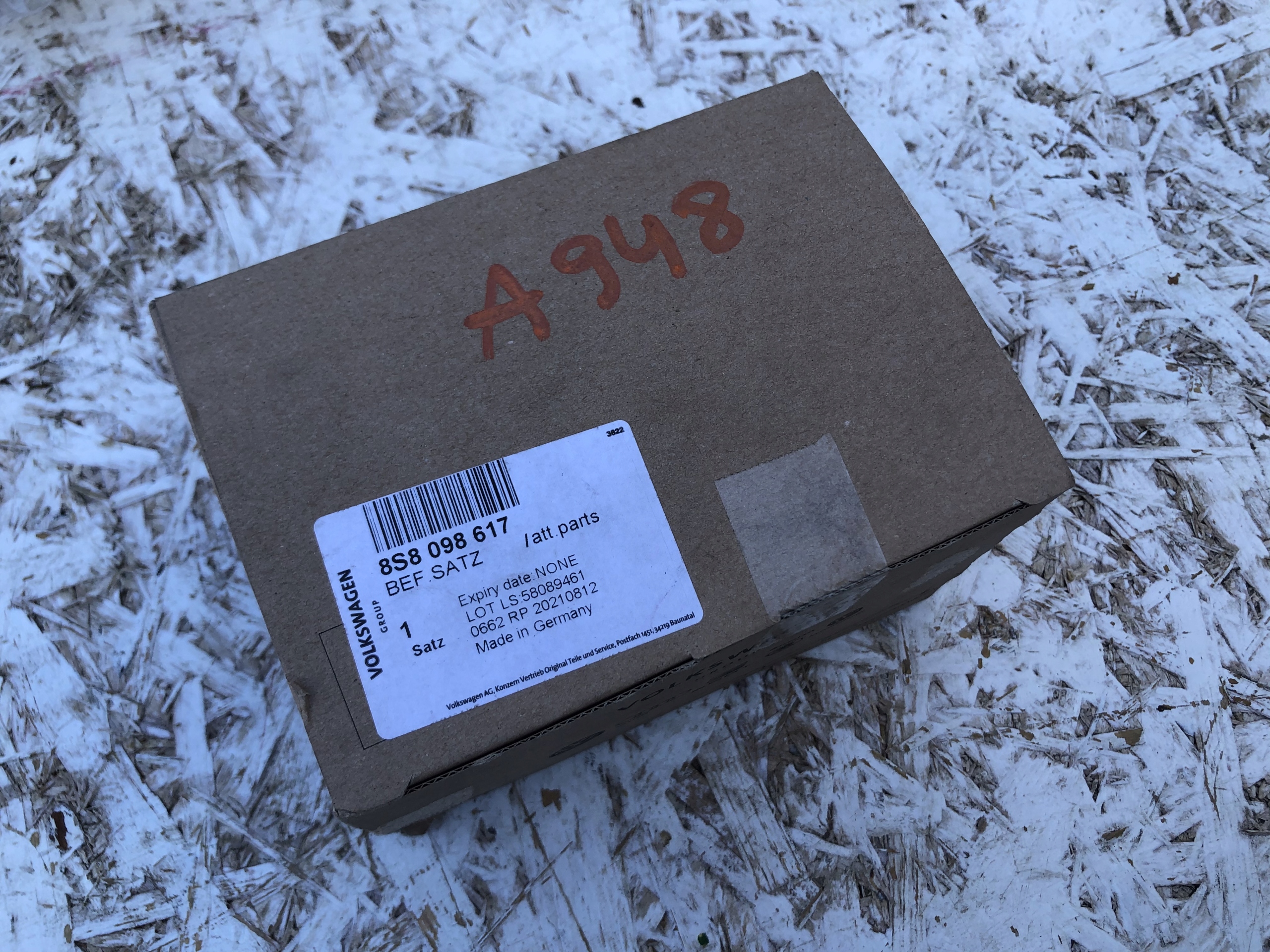 8s8098617 - Монтажний комплект закрилків кріплення 8S TT A3 A7