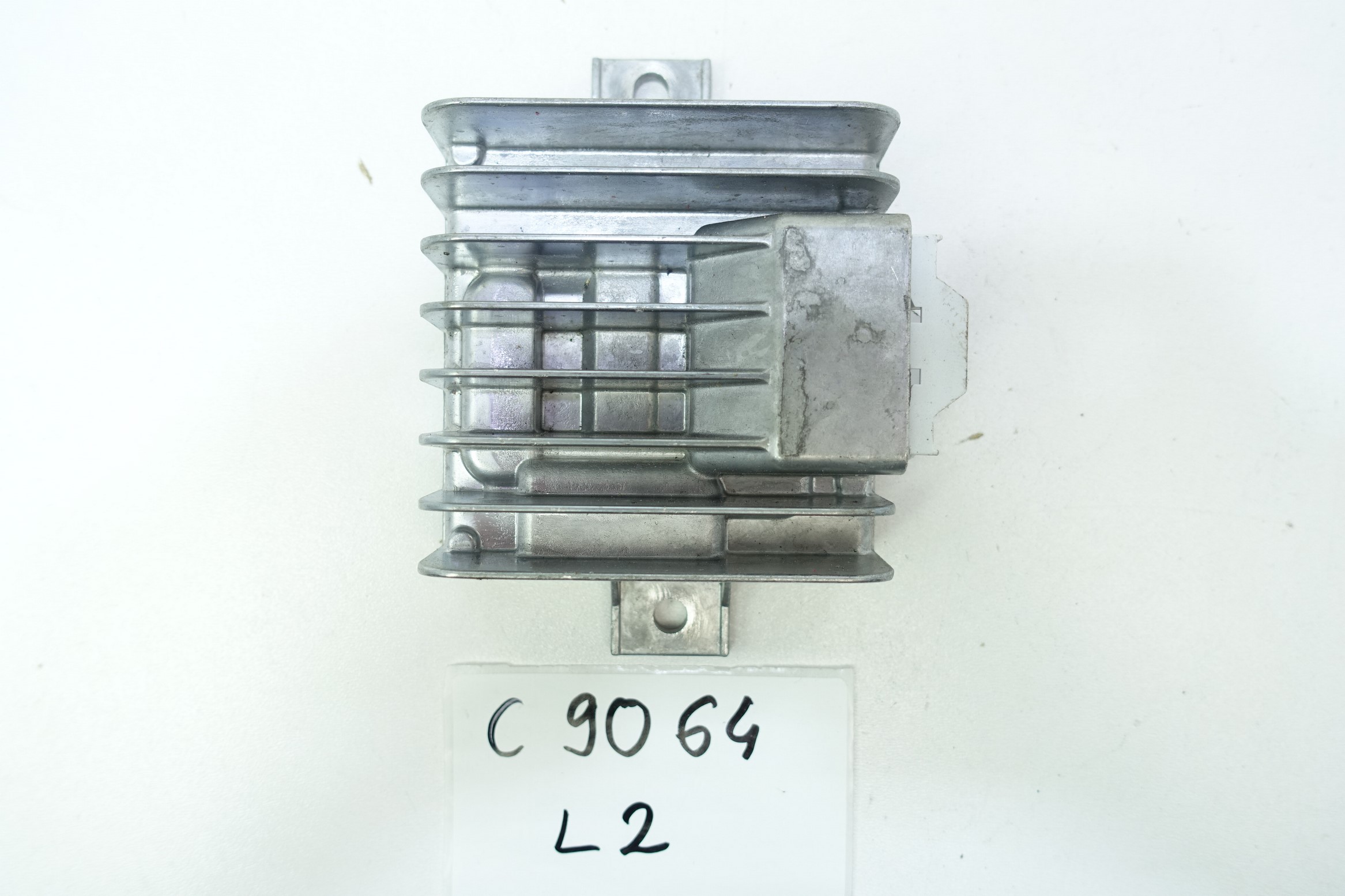 amplifier HARMAN MERCEDES W223 W447 A2239016802