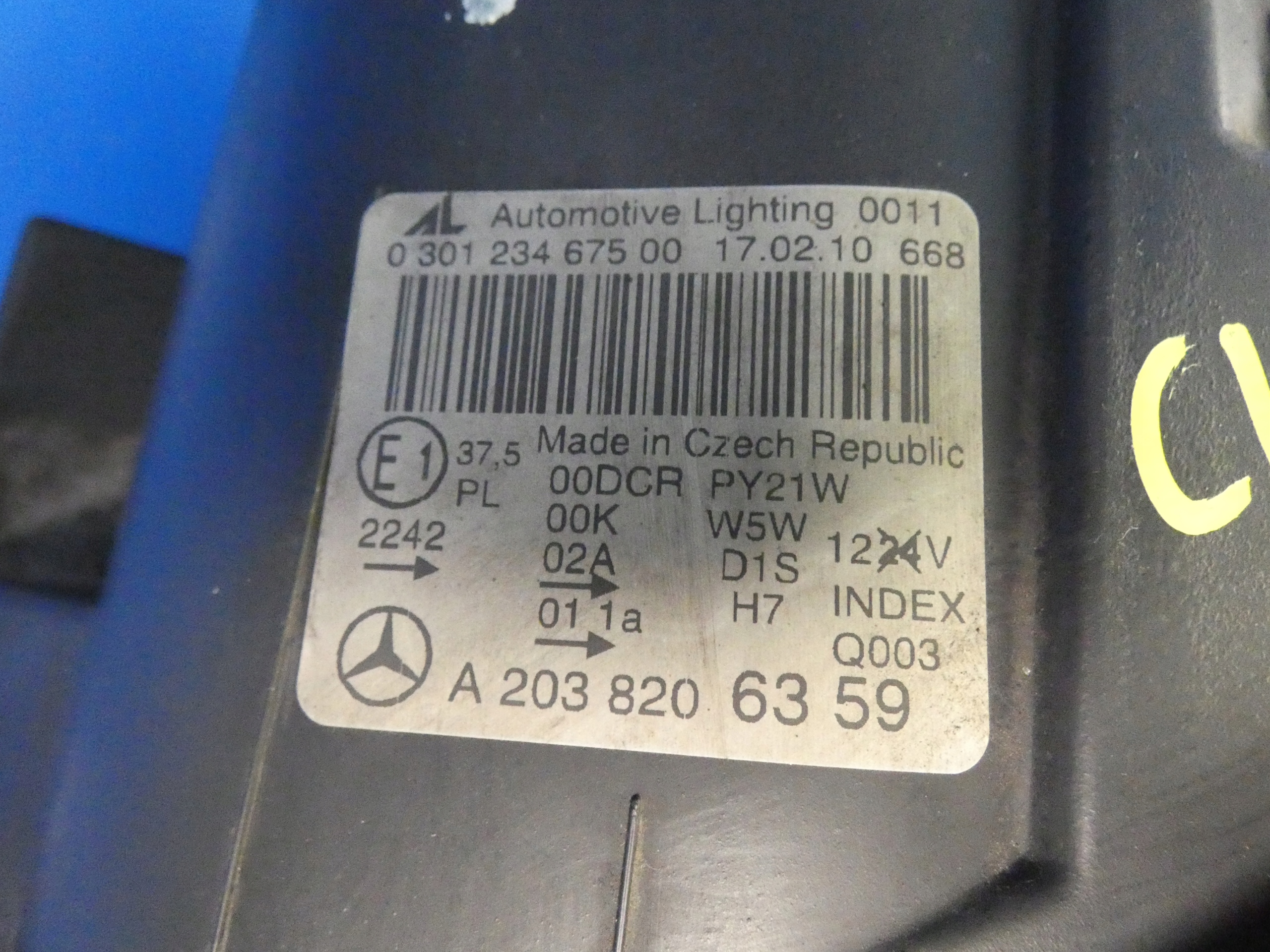 MERCEDES CLC CL203 light left front front XENON