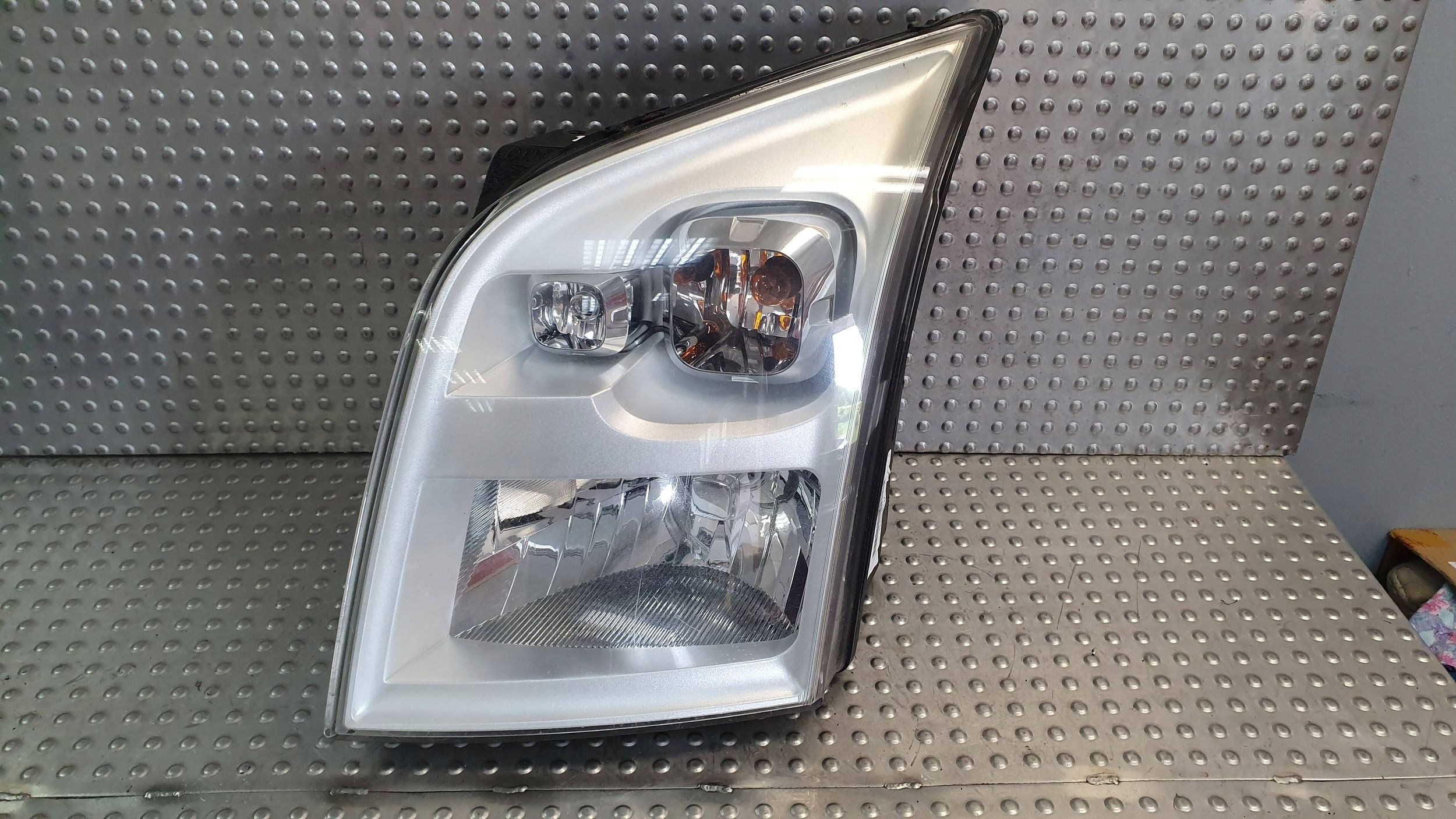 light front left FORD TRANSIT 6C11-13W030-DC 06