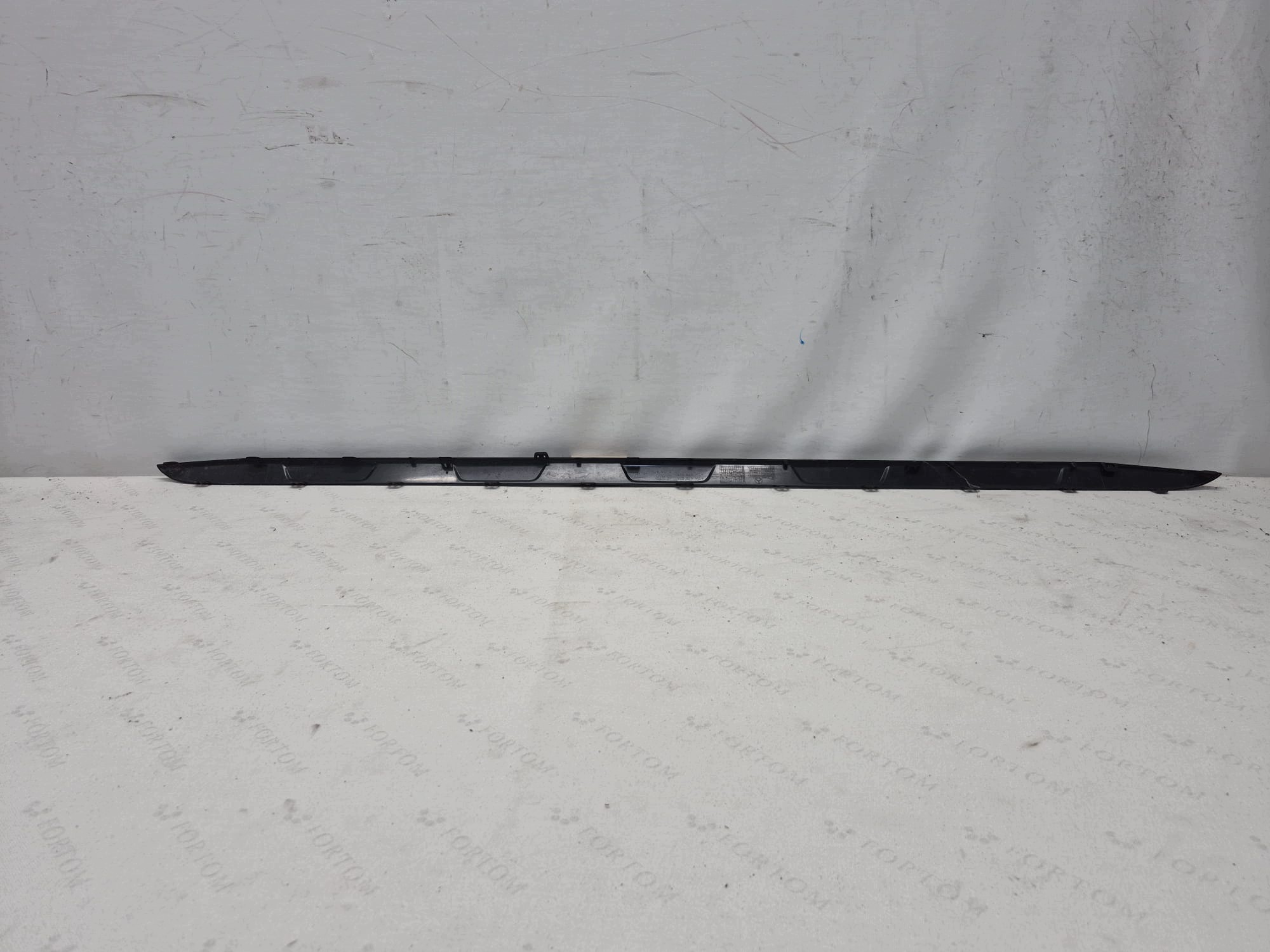 MERCEDES GLA X156 W156 AMG moulding threshold left A1566980581