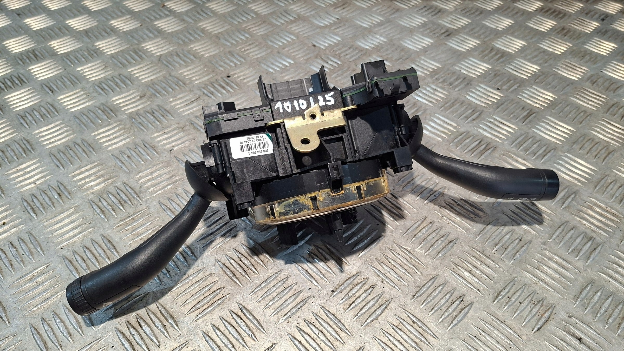 steering wheel levers and controls VW PHAETON