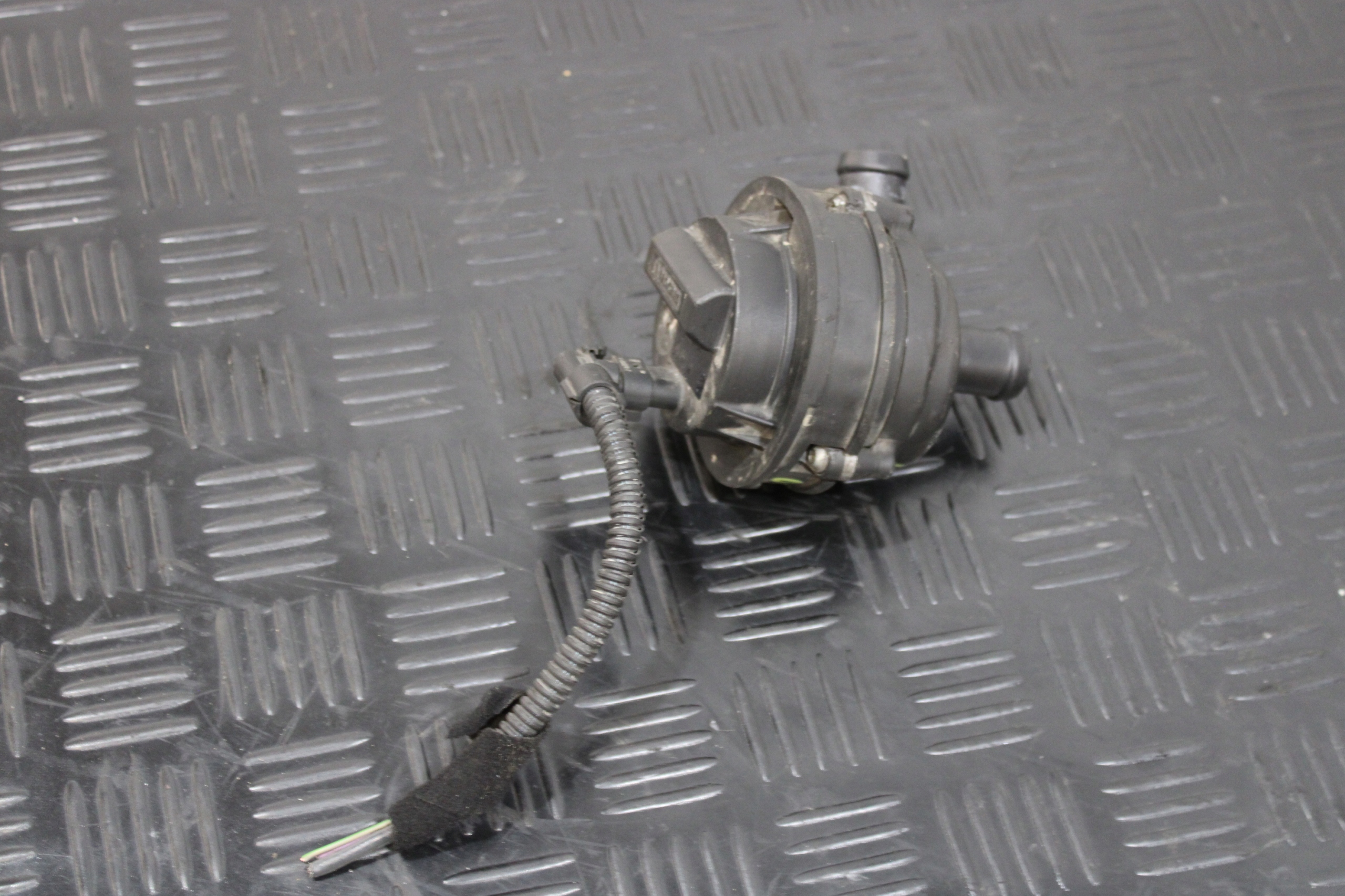 pumpa cirkulacije vode ALFA ROMEO STELVIO 2,2D 4X4 505528600