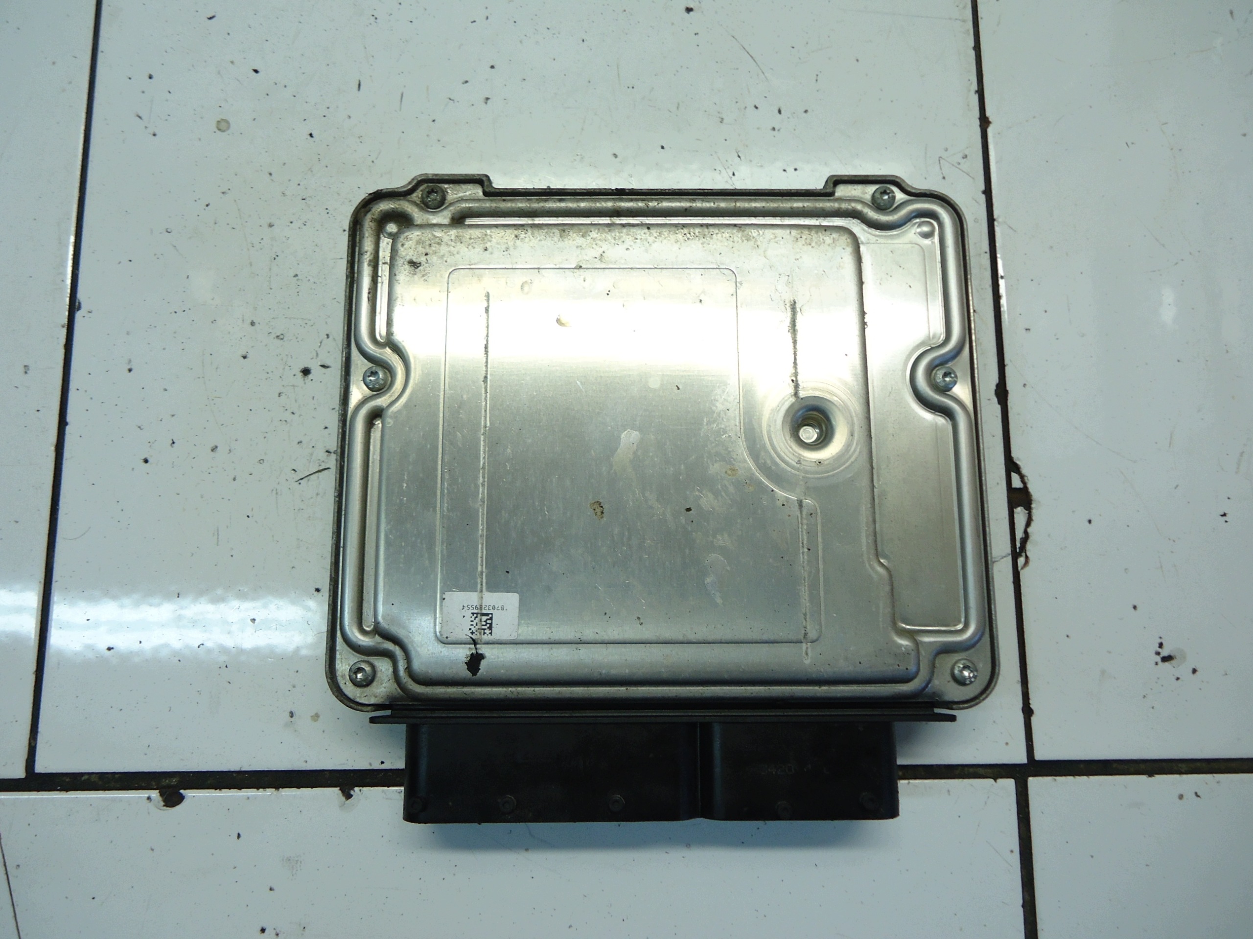OPEL ASTRA J CORSA D 1.3CDTI computer motore 55580093 0281017770