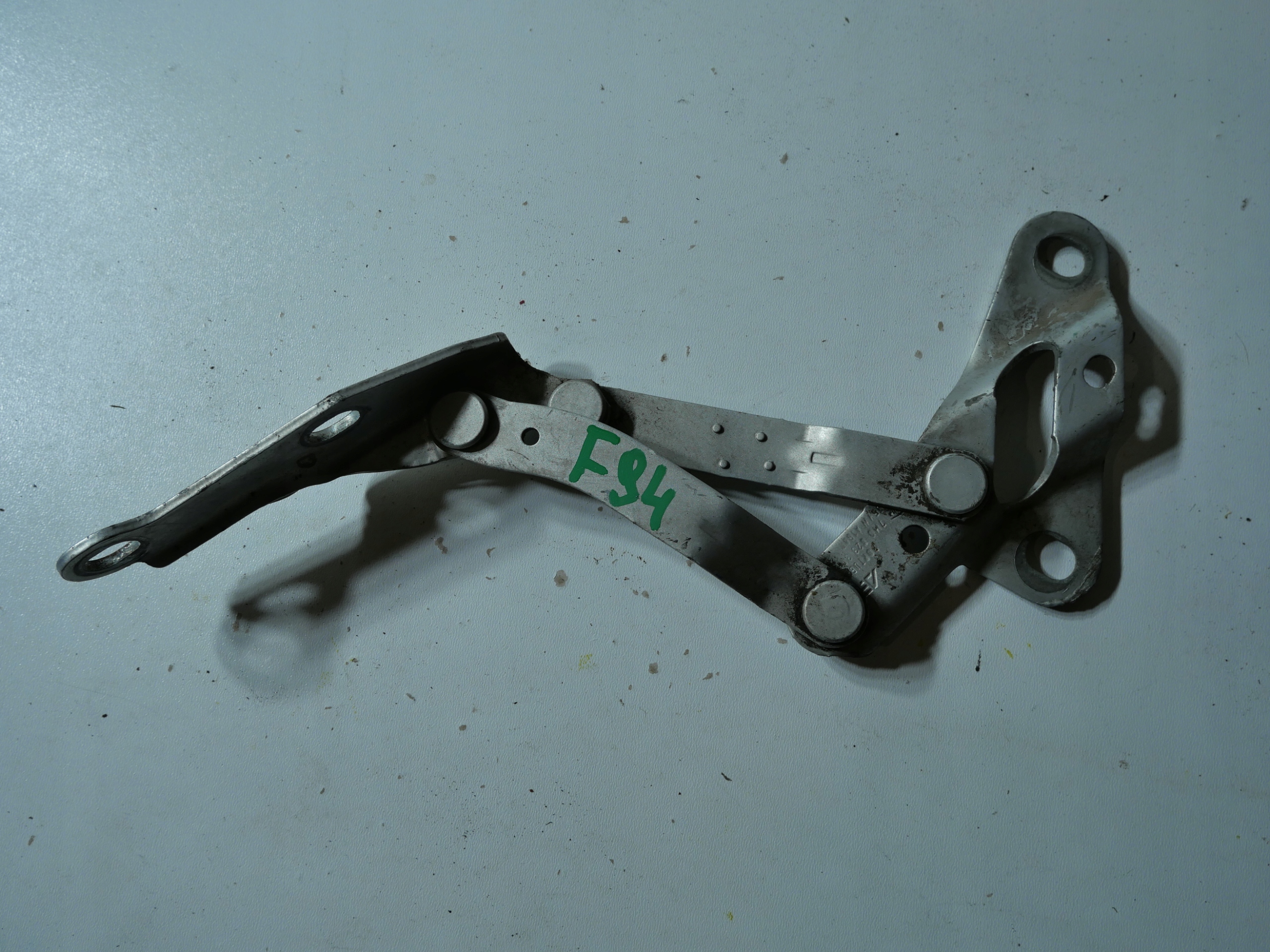 hinge bonnets POKRYWY VW SHARAN and 7M0823302