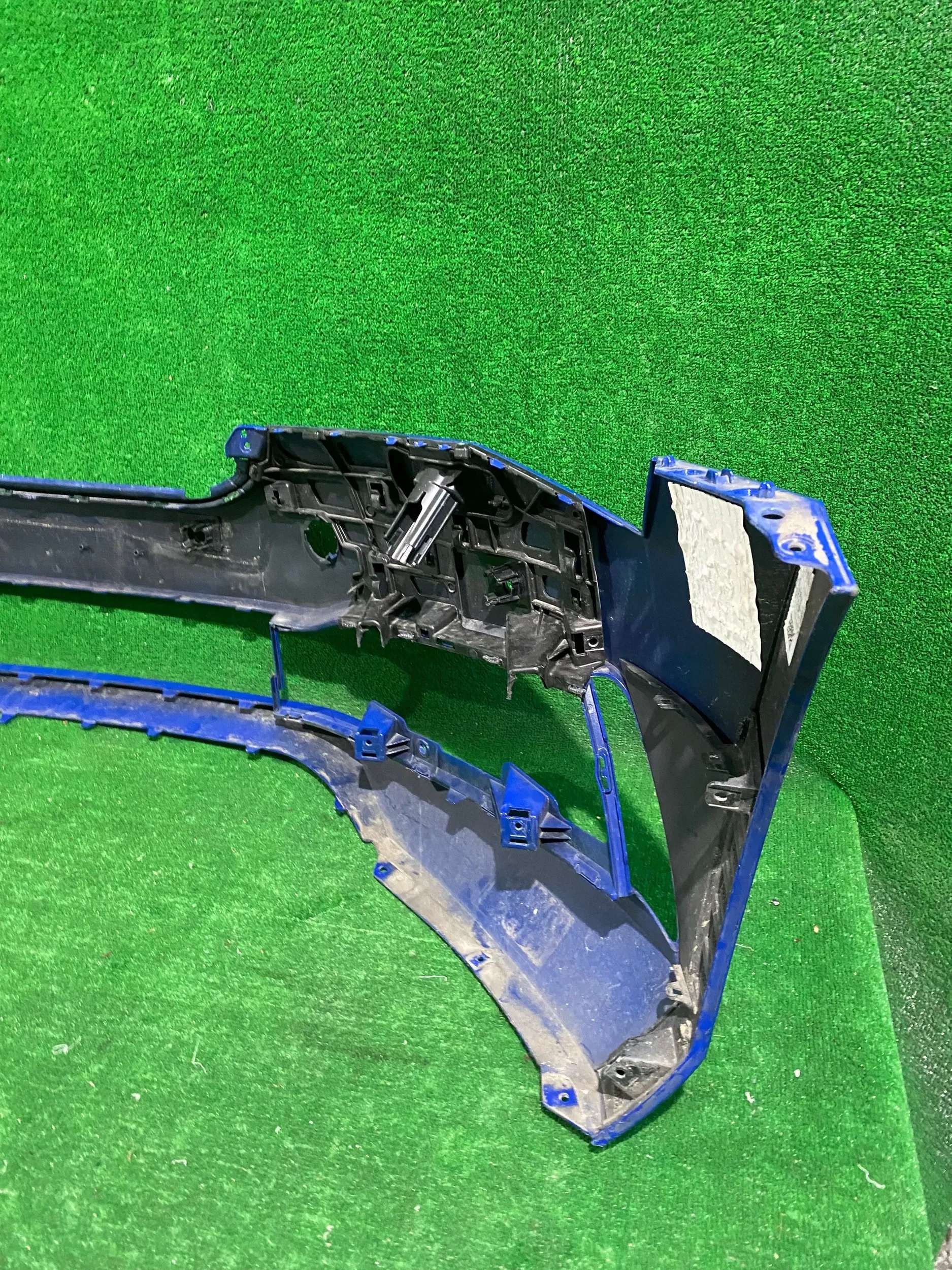 front bumper front SKODA SUPERB III LIFT NR.Z4276
