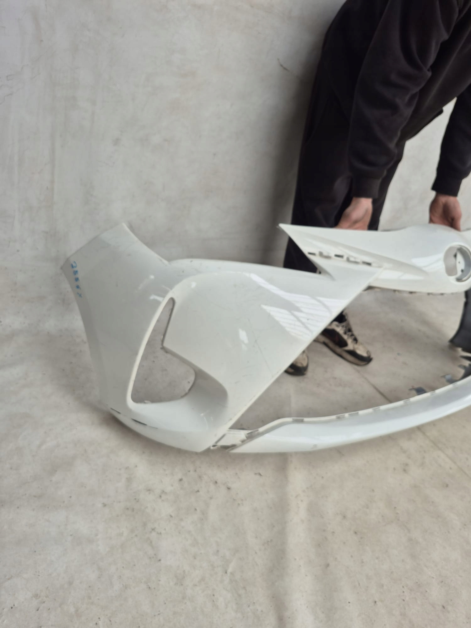 TOYOTA YARIS III 3 LIFT 17-20 bumper front front