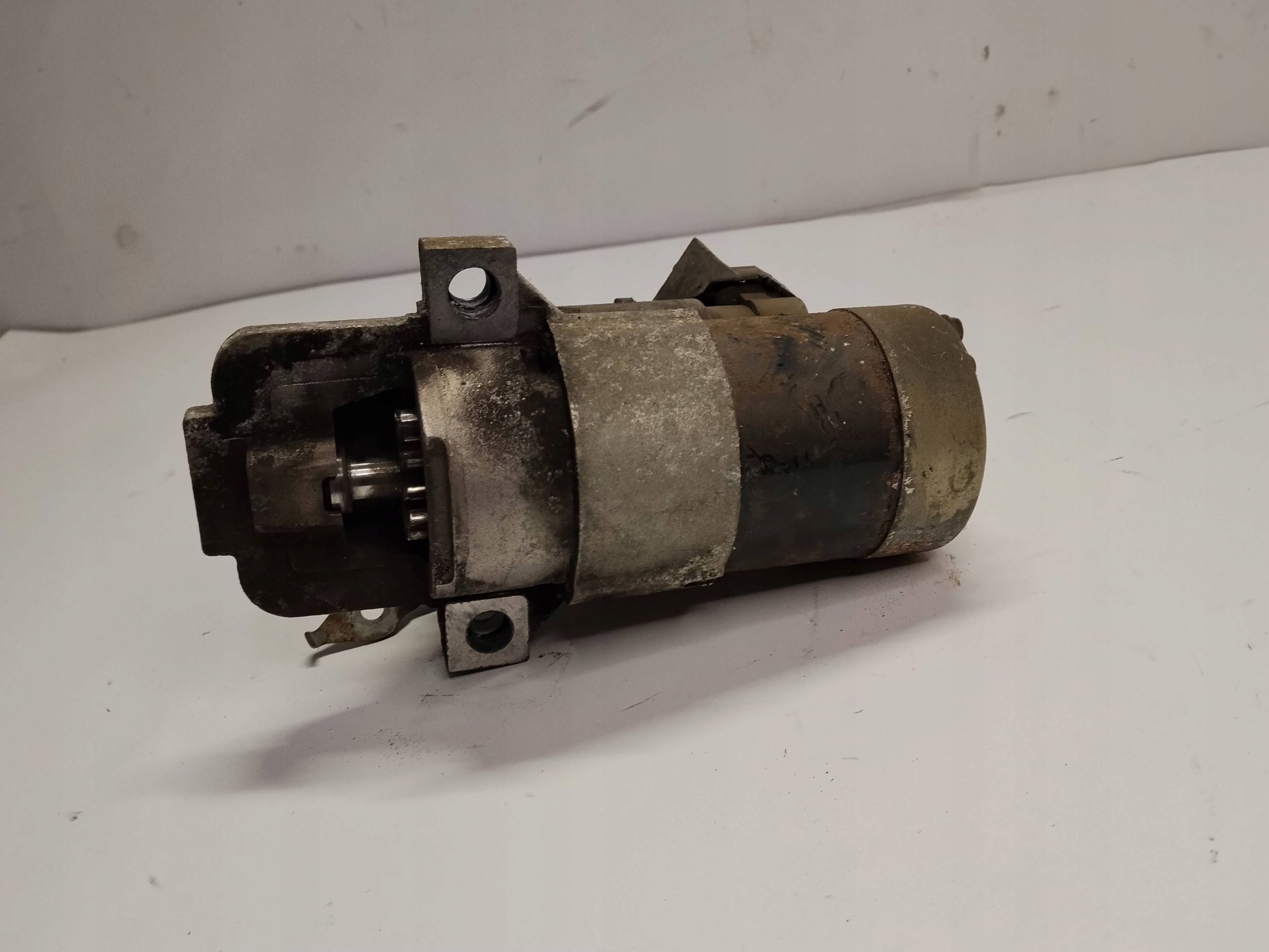 starter Mazda 6 2.0 16V M000T90981