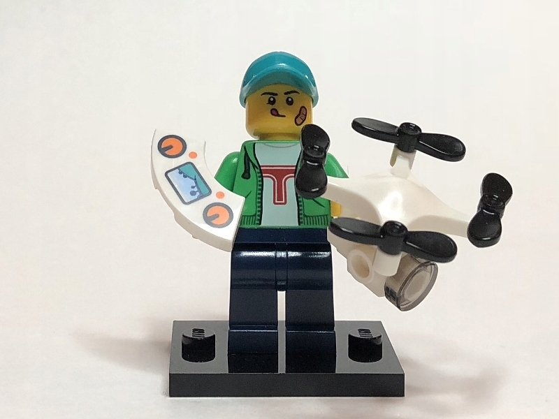 LEGO Minifigures Seria 20 - col20-16 - Drone Boy