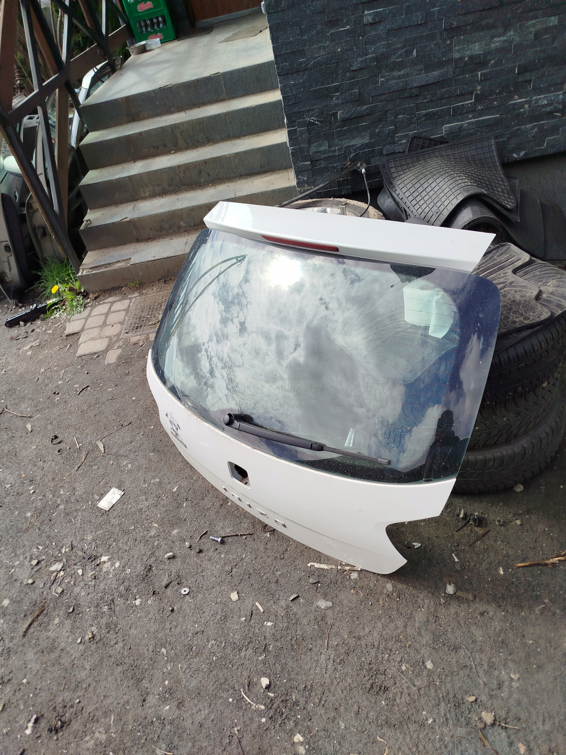 SZYBA TYŁ TYLNA KLAPY SEAT IBIZA IV 4