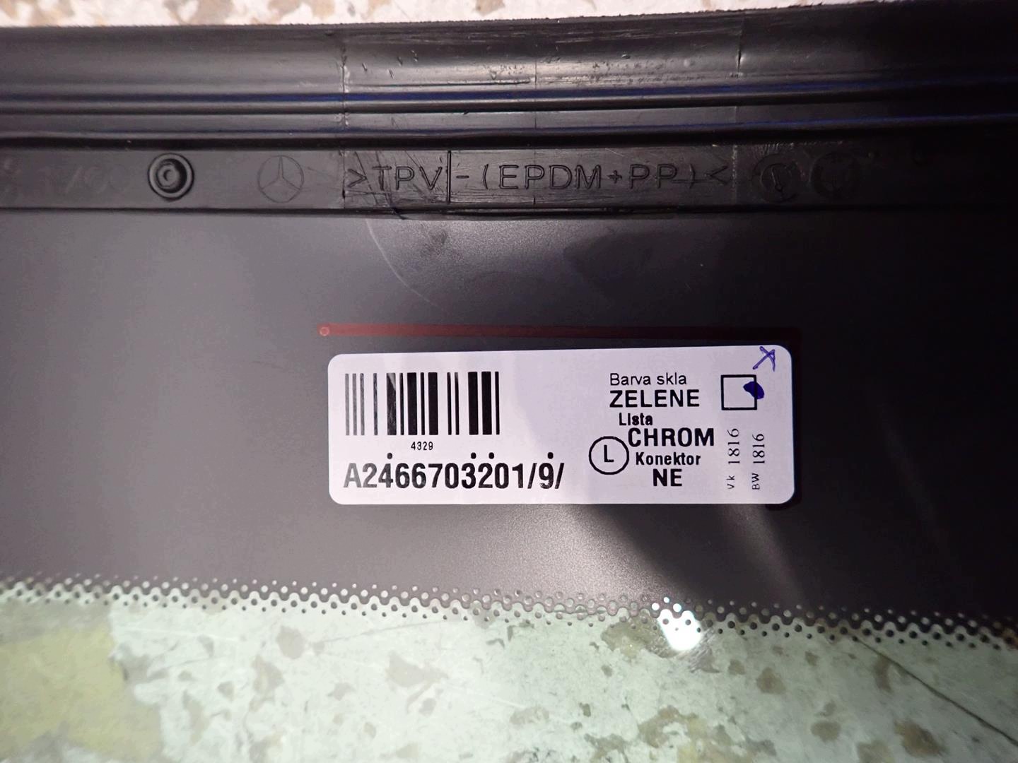 window bodywork left rear part MERCEDES B-KLASA W246 2011-2019 A2466703201