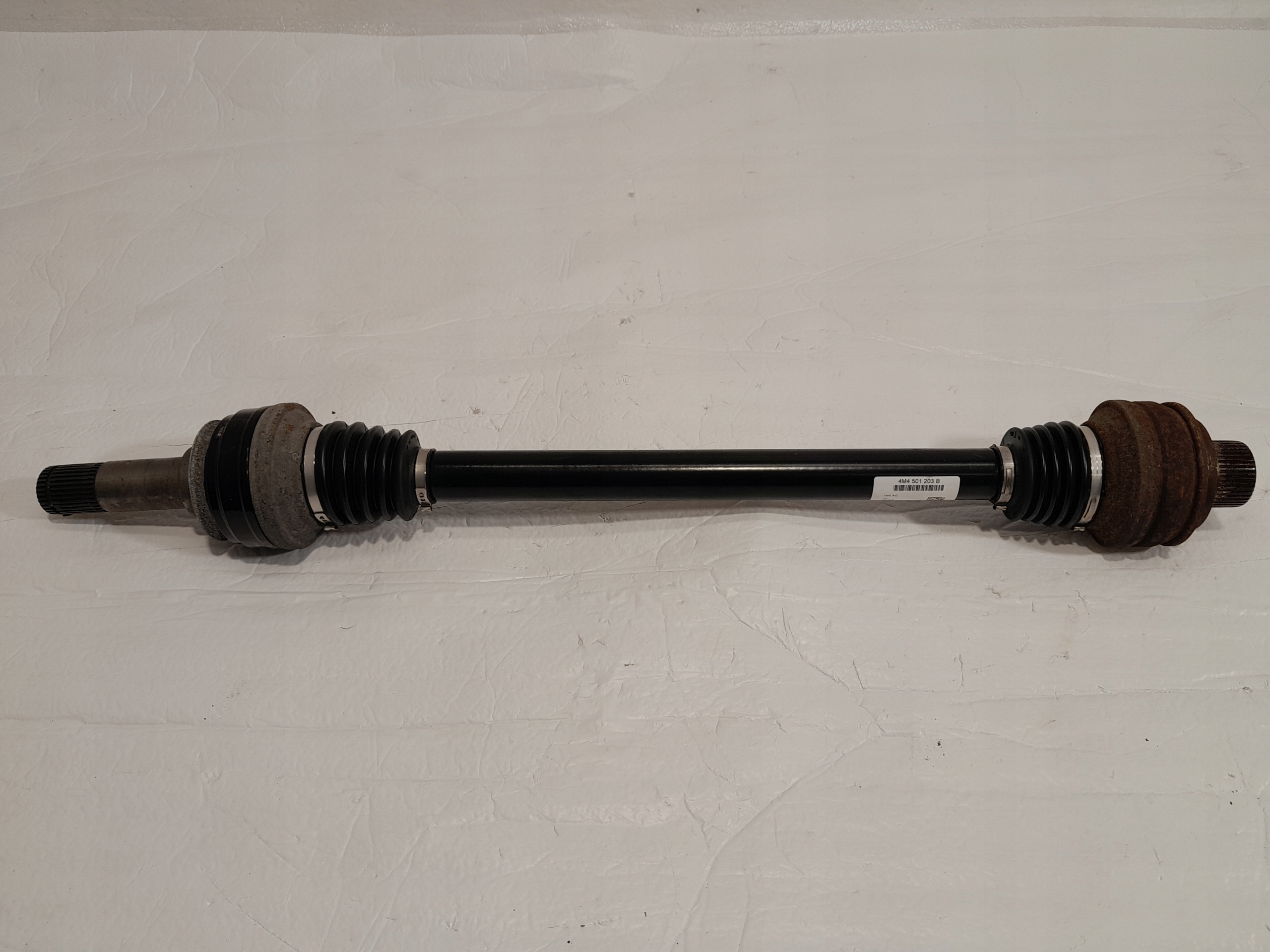 PORSCHE CAYENNE 9Y semi-axis rear part 4M4501203B