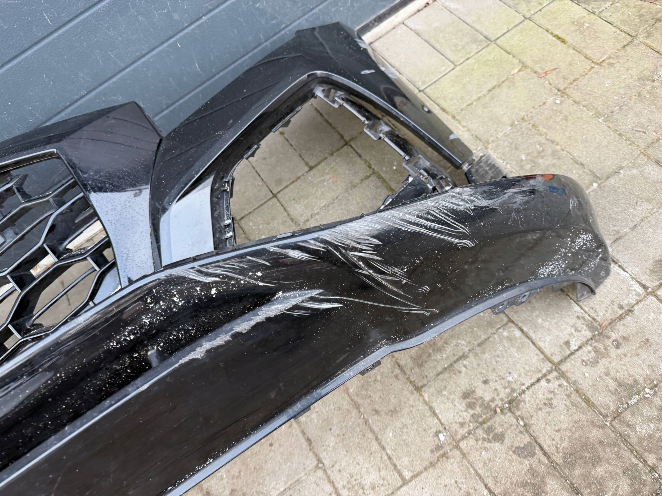 Audi RS Q8 Lift 23- bumper front front grill
