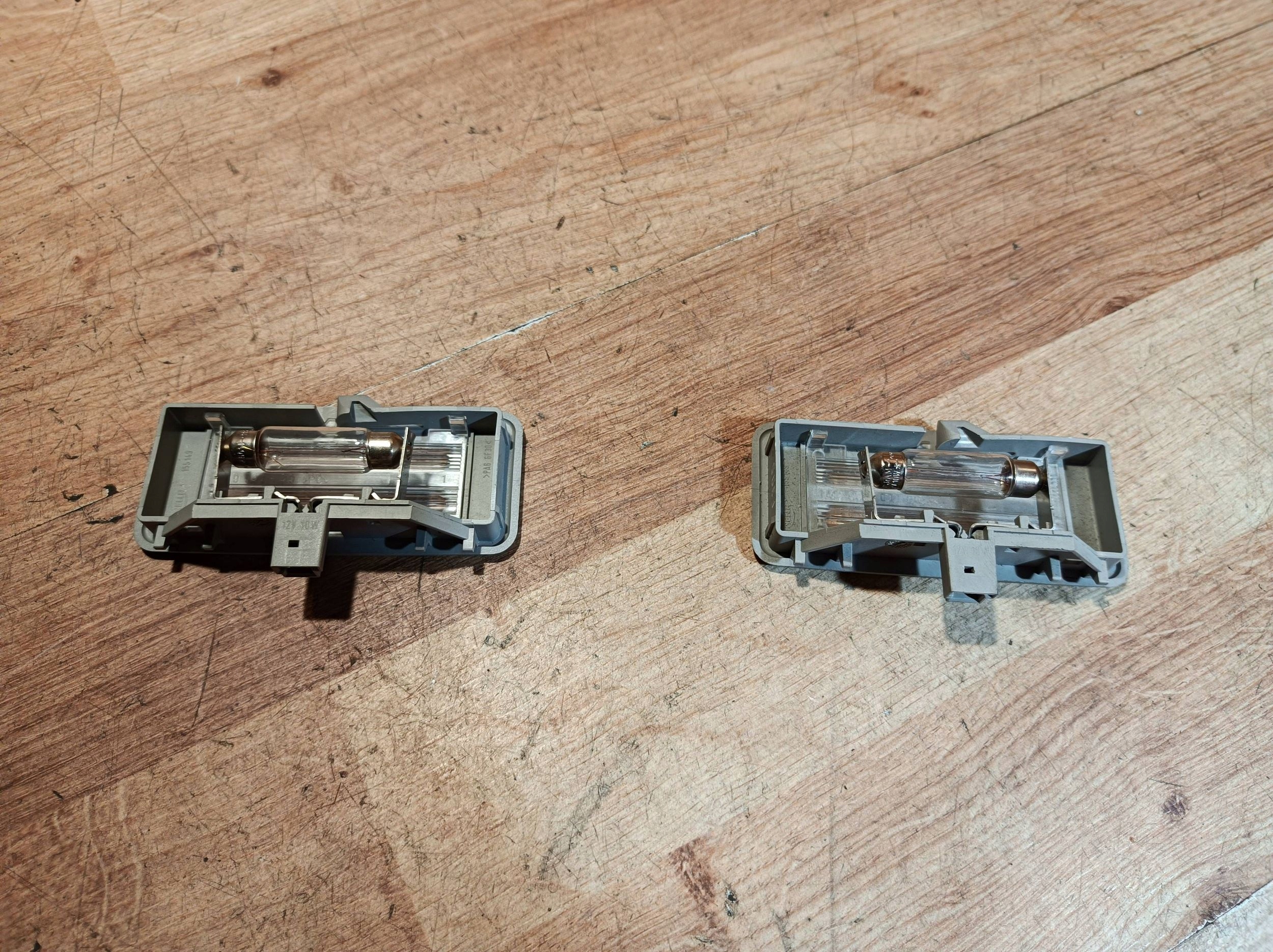 Oswietlenie Interne Feux phare Cabine BMW 3 E90 E91 6962011