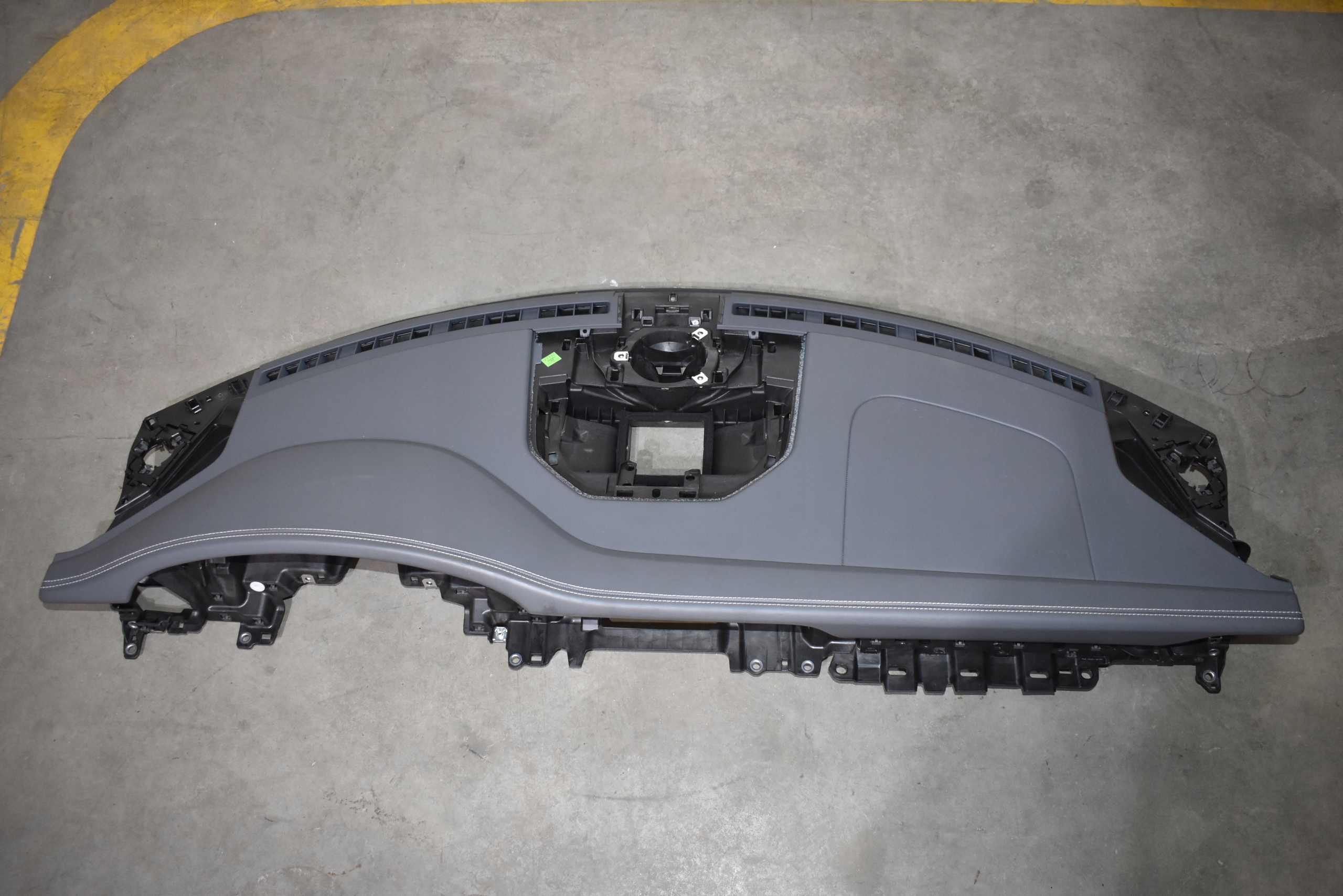 IDEALNA console leather NAPPA grey PORSCHE 992 1