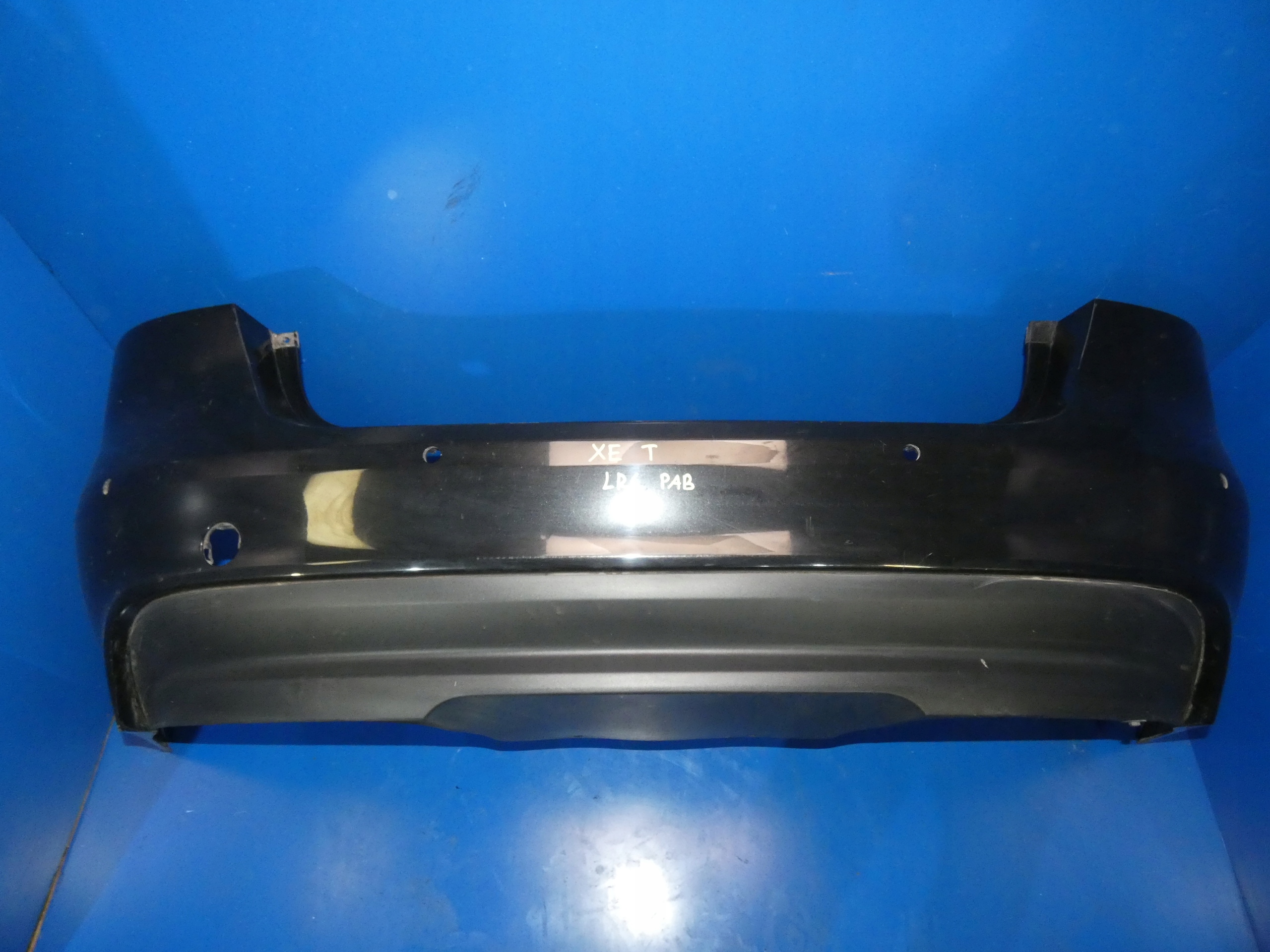 JAGUAR XE X760 bumper rear part rear LRC PAB
