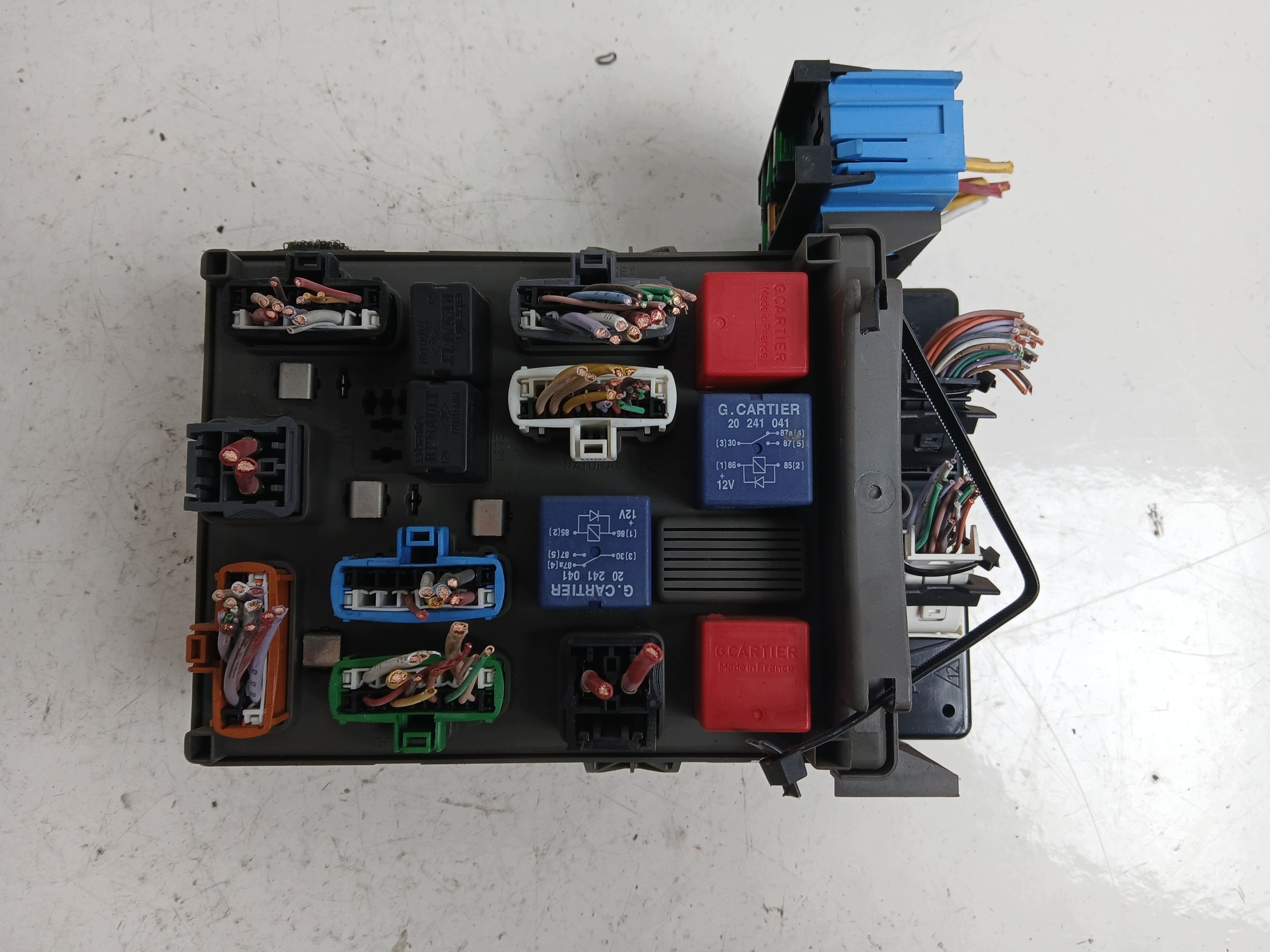 RENAULT LAGUNA II Module fusibles 8200171865
