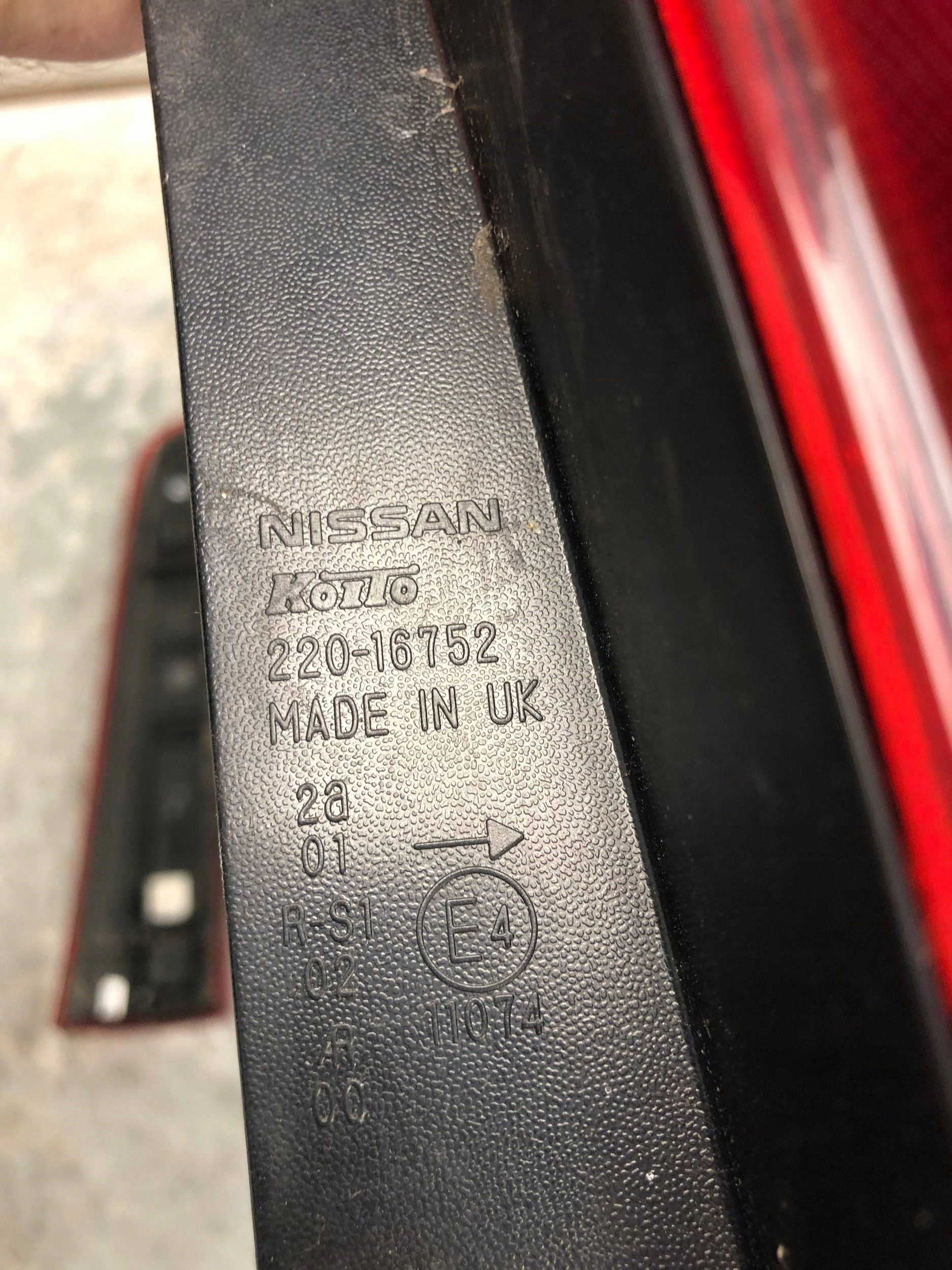 light right rear part NISSAN NOTE E11 22016752