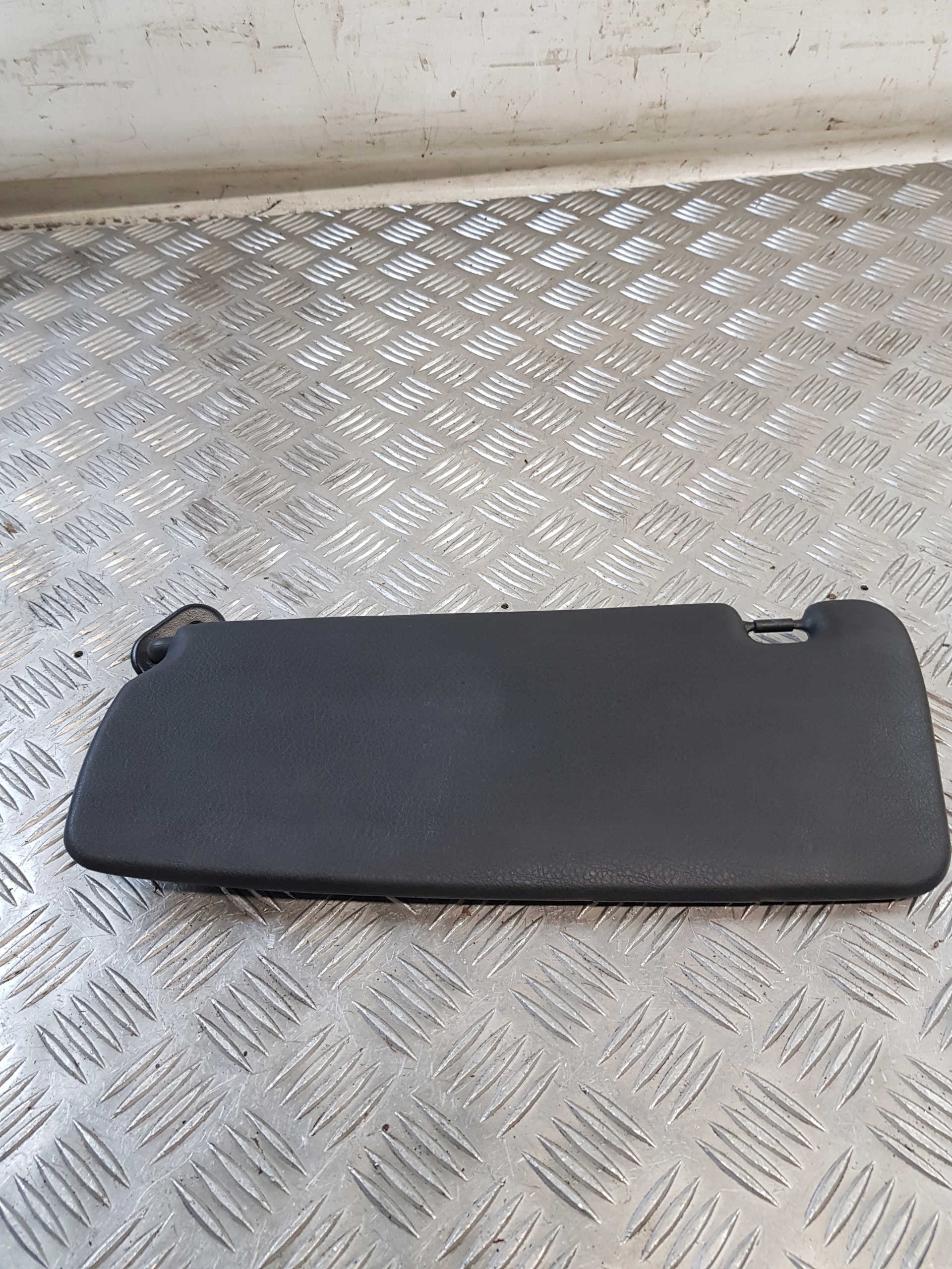 Blende Abdeckung PRZECIWSLONECZNA Sonnenblende schwarzer Leder rechts BME E46 COMPACT LIFT