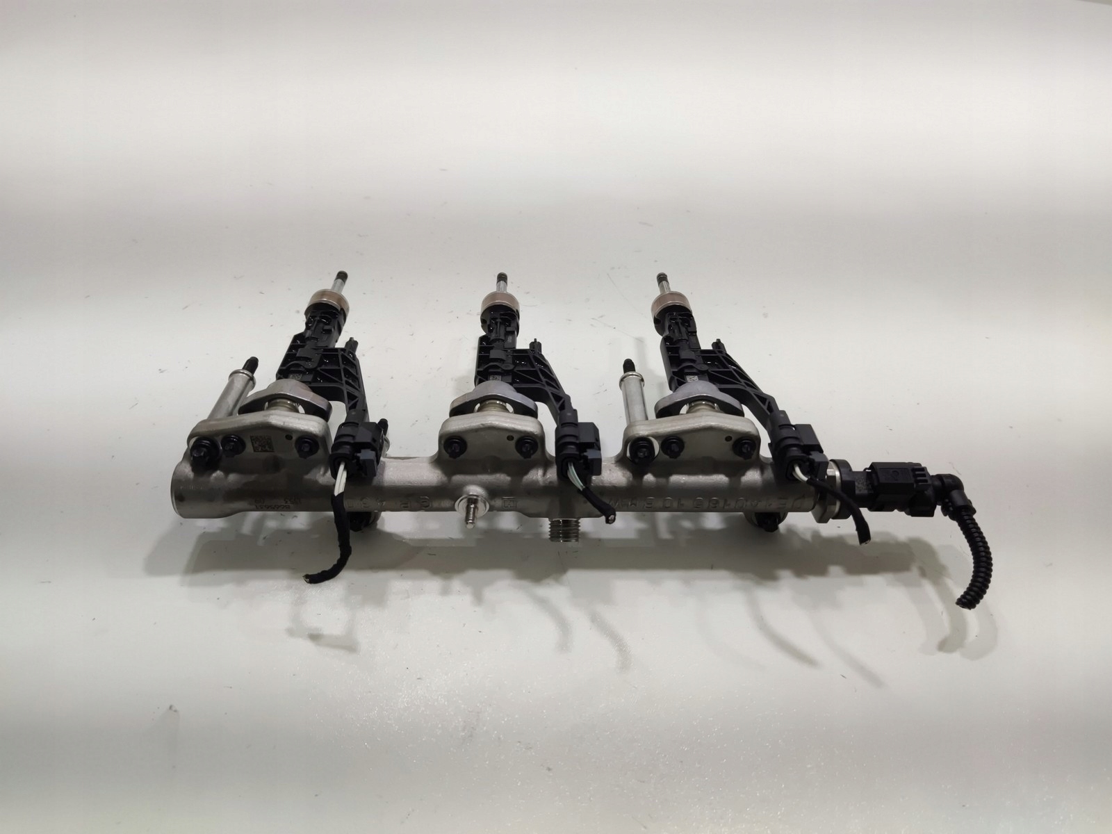 Rampe injection Injecteurs BMW 2 ACTIVE TOURER U06 1.5 HYBRYDA 8665631