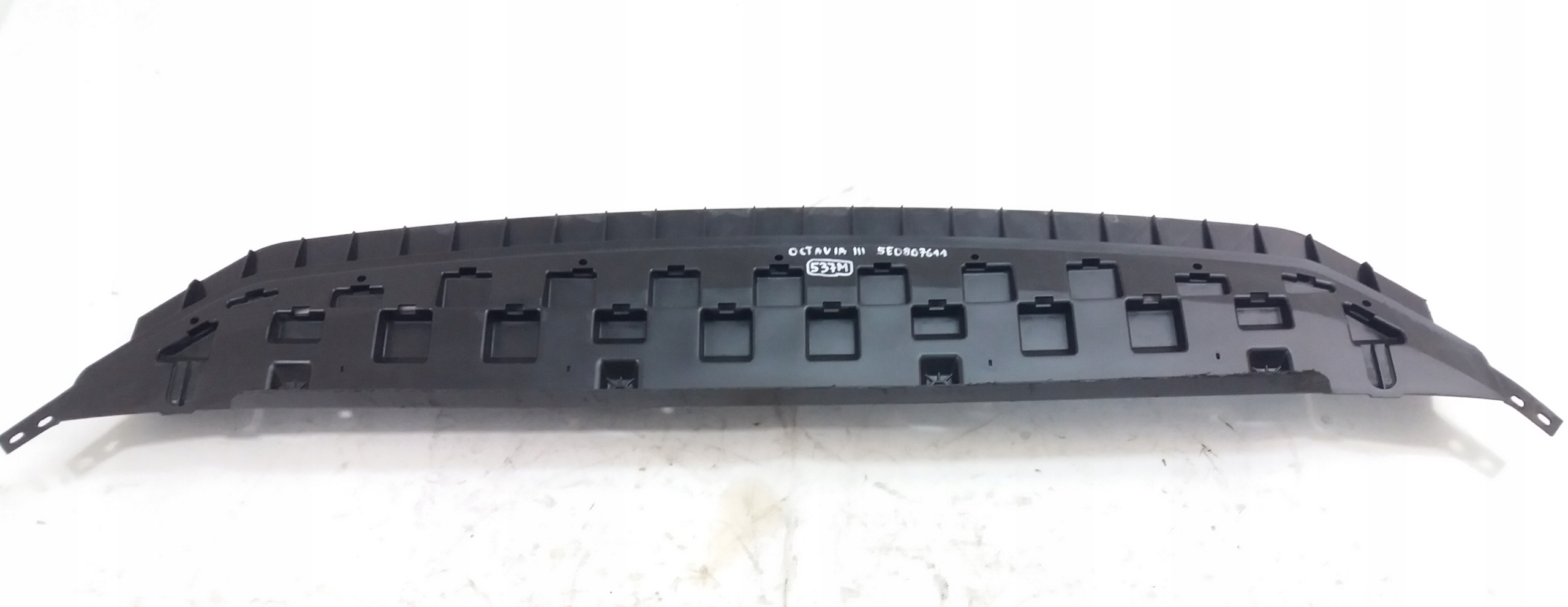 OSLONA DOLNA ZDERZAKA PRZOD OCTAVIA III 5E0807611