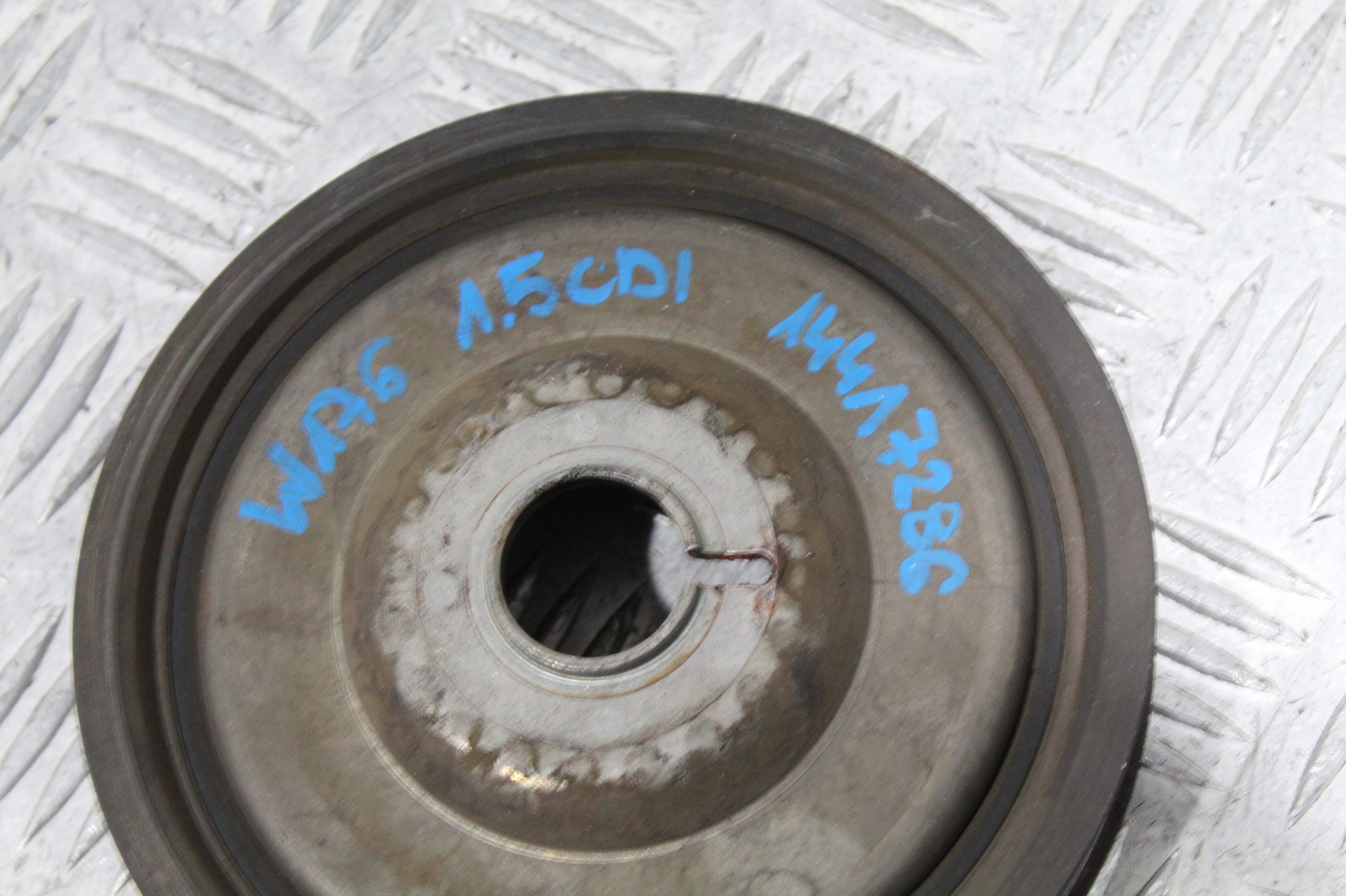 pulley A-KLASA W176 14417286