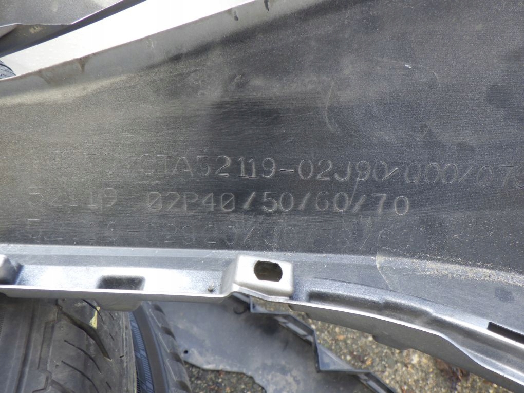 TOYOTA COROLLA E21 HB KOMBI 18- front bumper