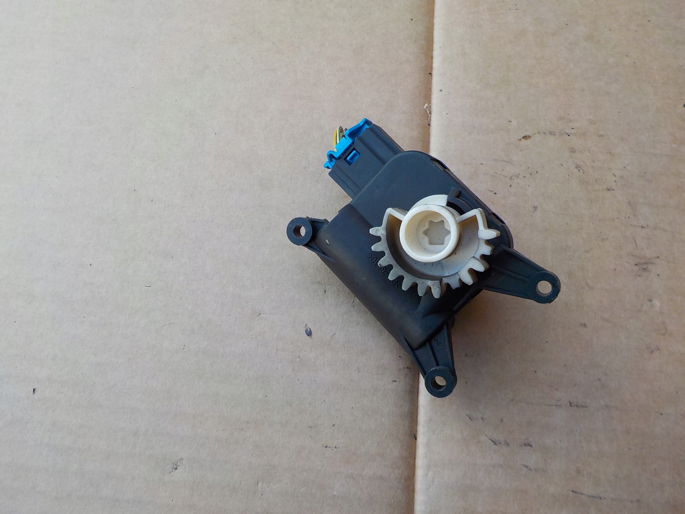 moteur réchauffement vw golf V 1K0907511D 2007r