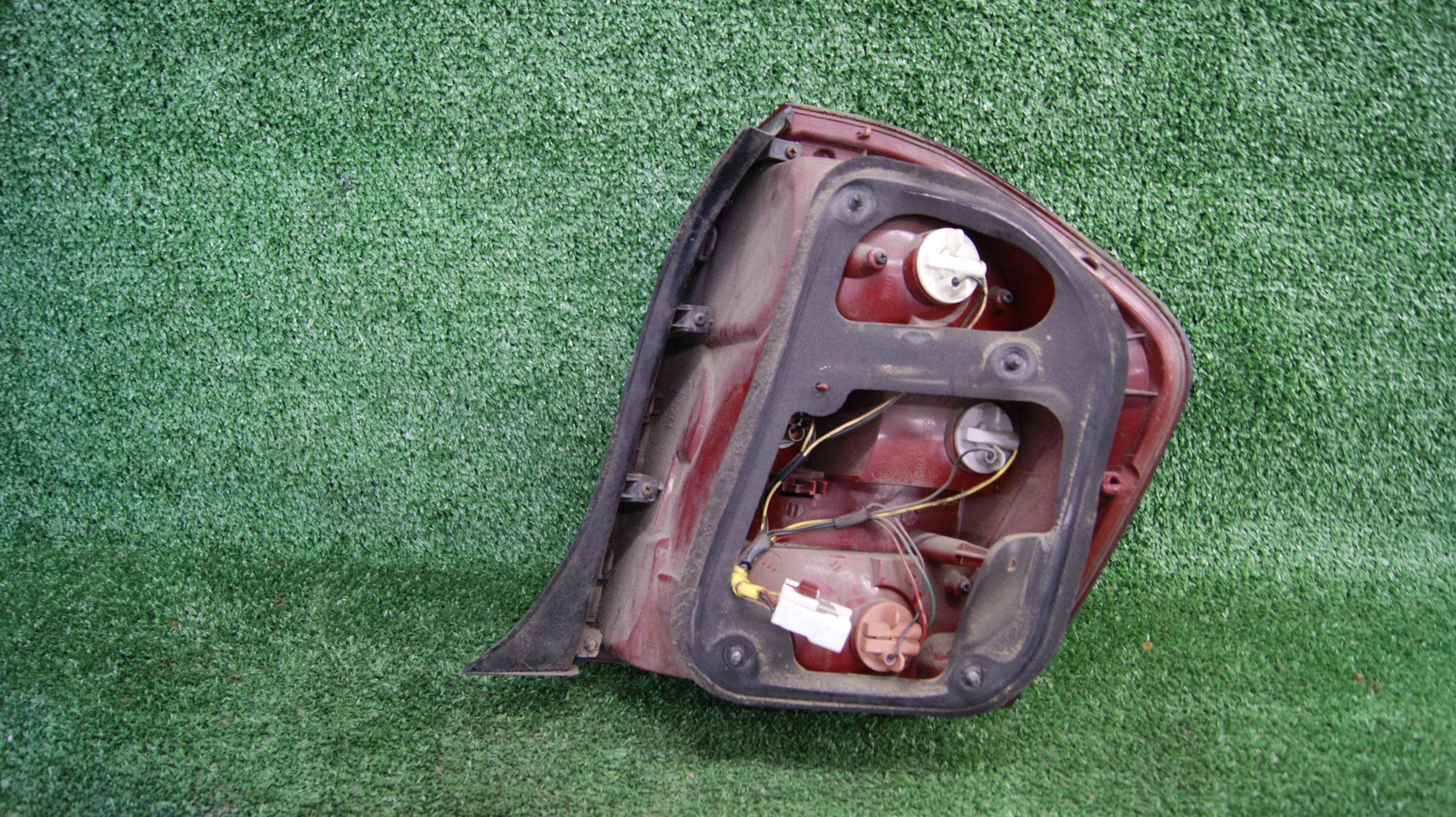 light left rear KIA CERATO 92401-2F2L
