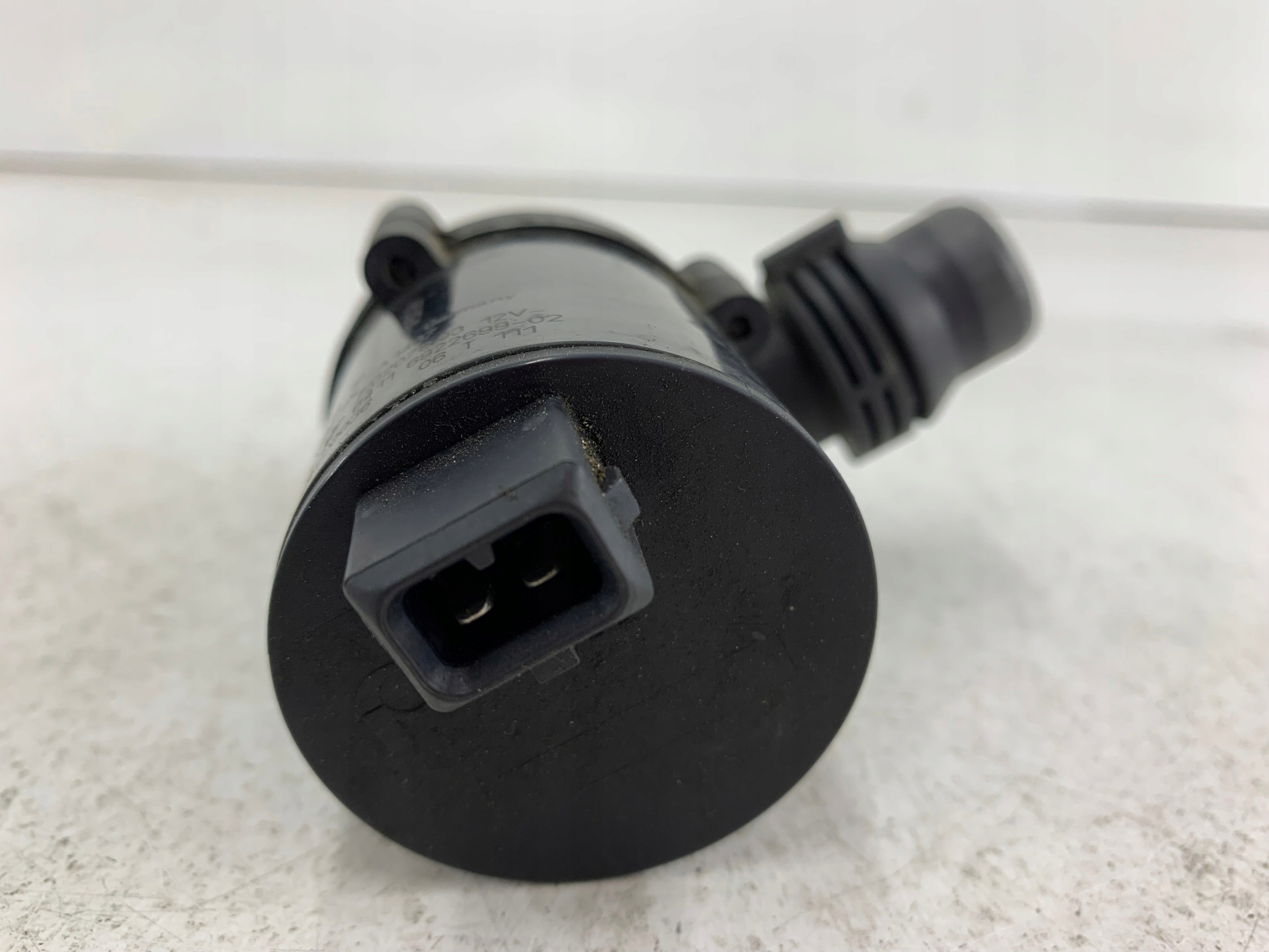 BMW E65 LIFT 3.0 D supplementary water pump 6922699