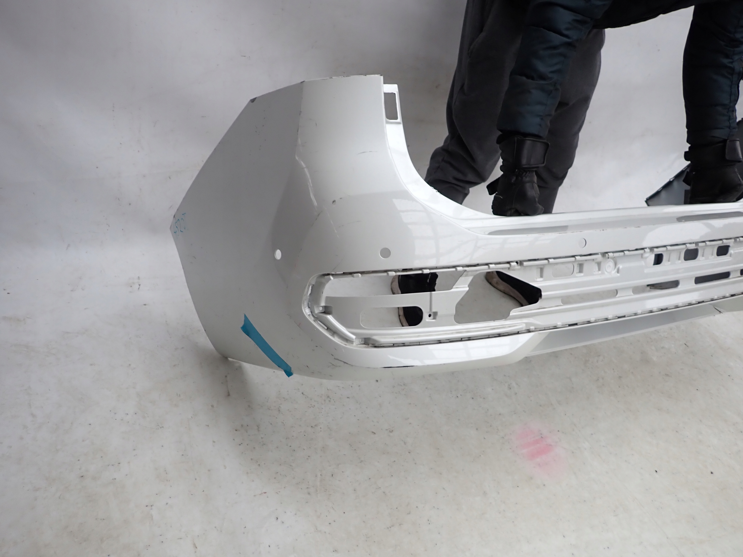 VW PASSAT B9 KOMBI 23- bumper rear part rear PDC