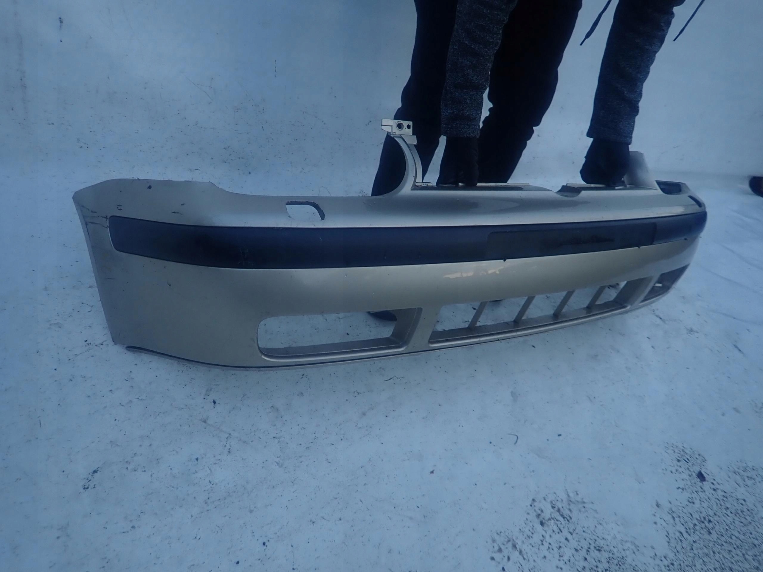 VW GOLF IV 4 97-03 bumper front washer