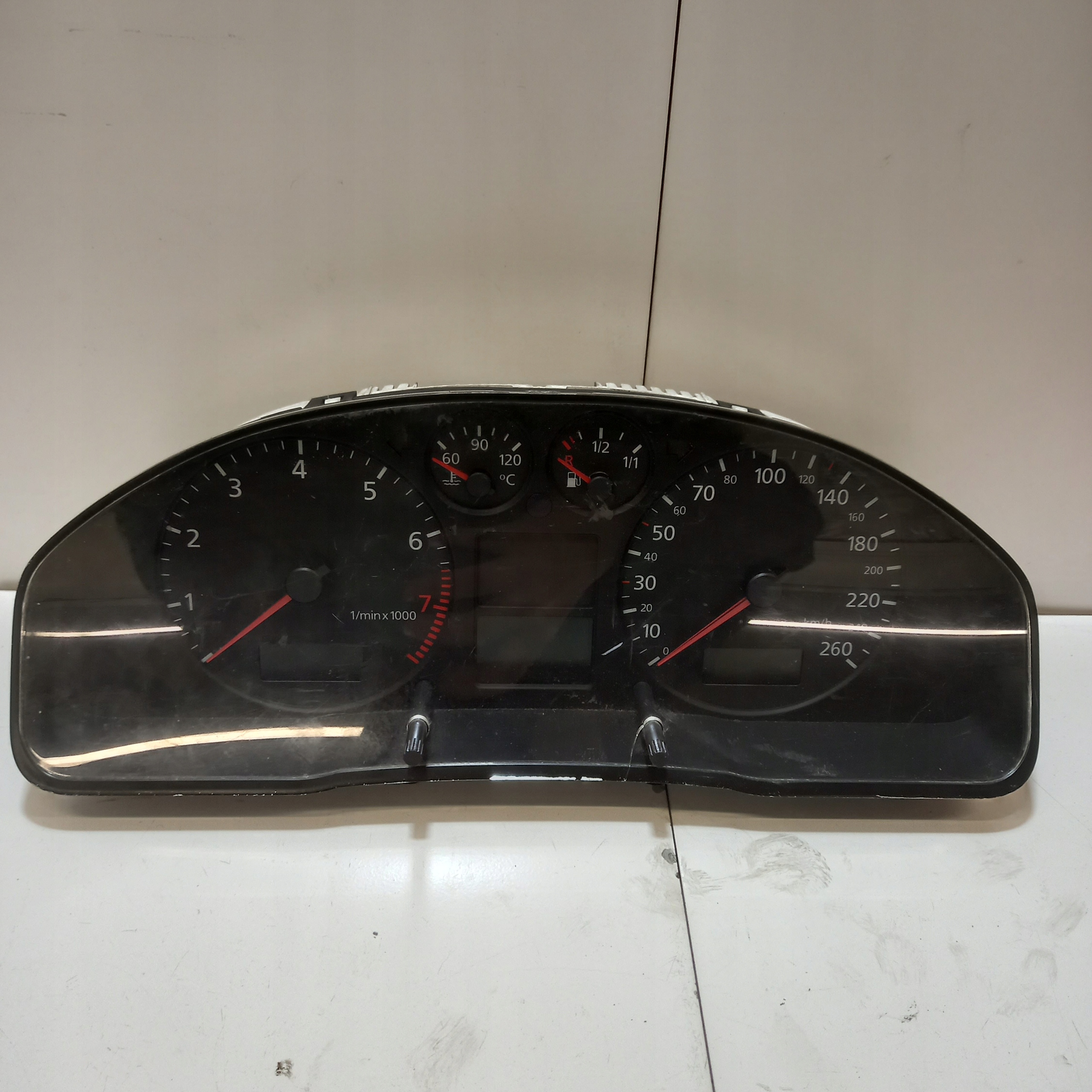dials dials AUDI A4 B5 1.8 T 8D0920900T