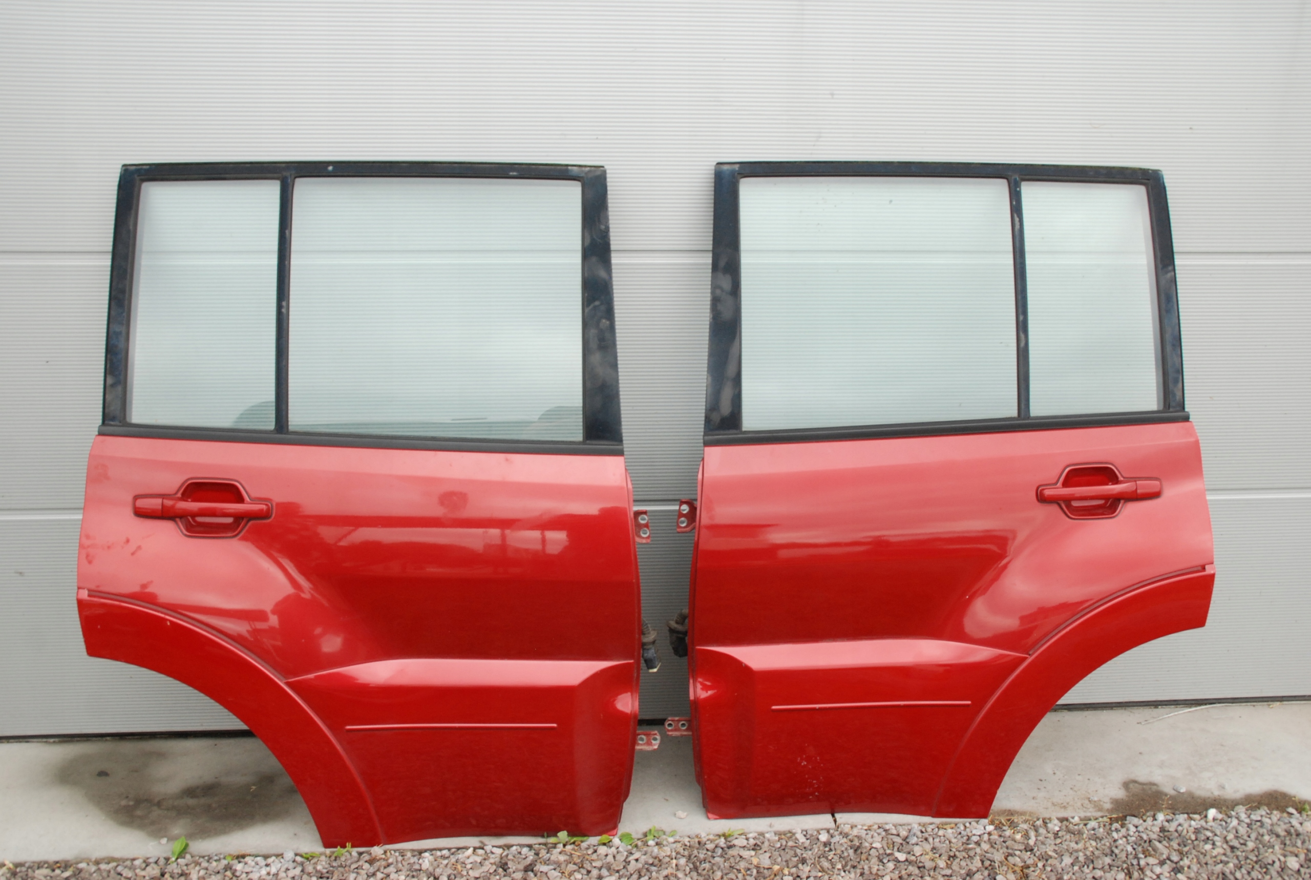 mitsubishi PAJERO 4 IV 5D 06- дверь P / л зад