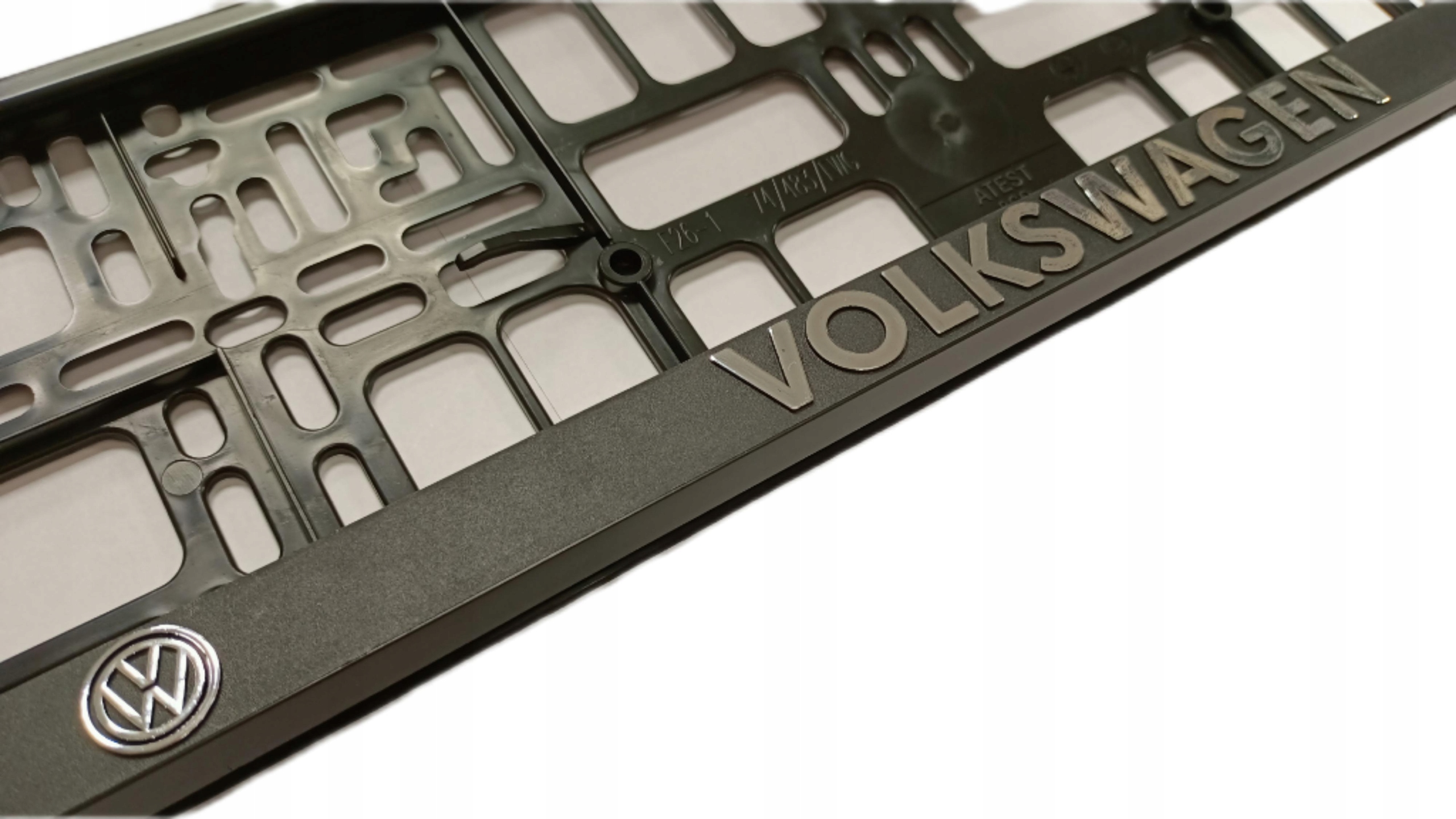 RAMKA POD TABLICĘ REJESTRACYJNĄ 3D VOLKSWAGEN