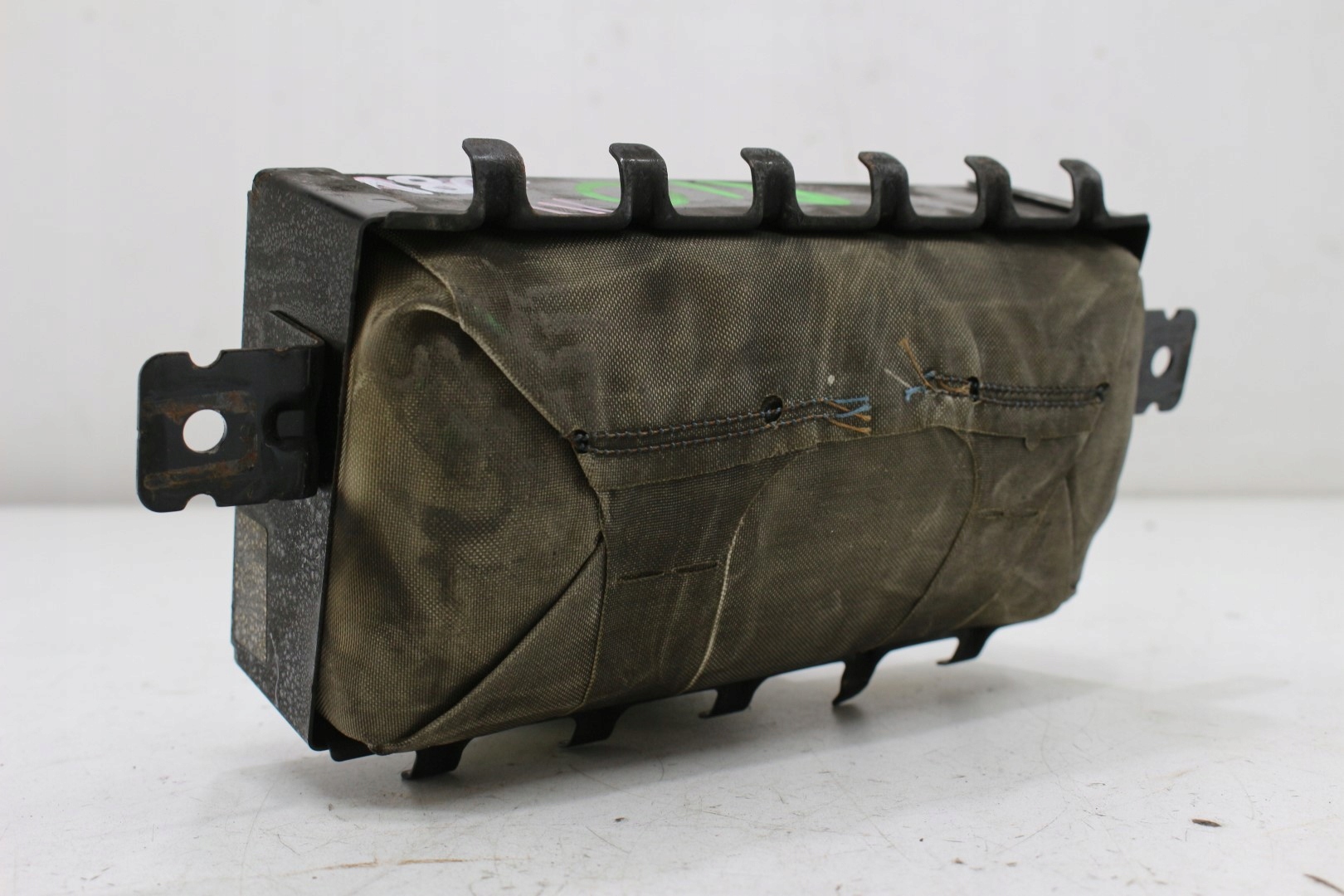 левый пиропатрон kia CEED II универсал