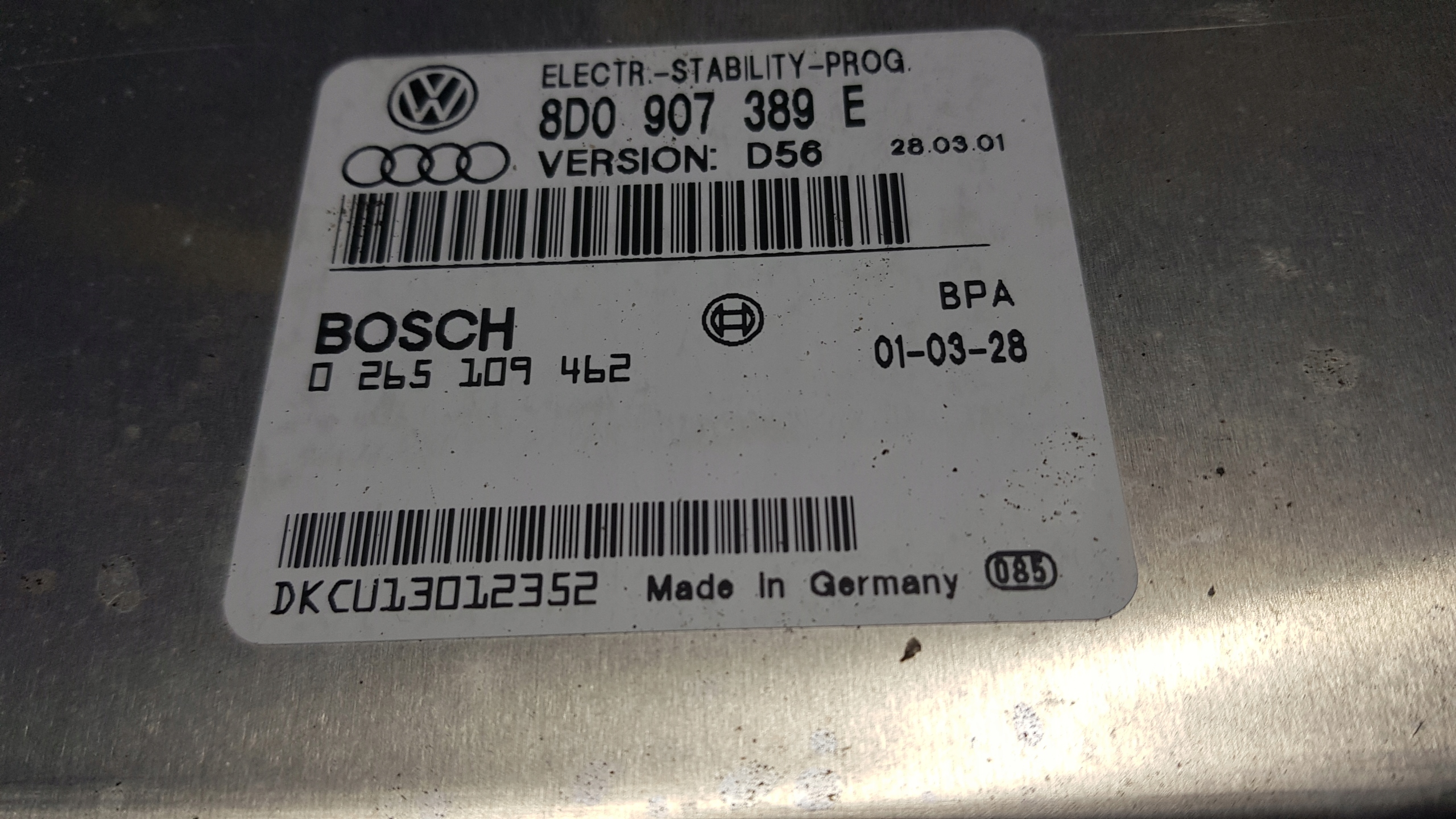 VW PASSAT B5 modul Bedienteil ESP 8D0907389E