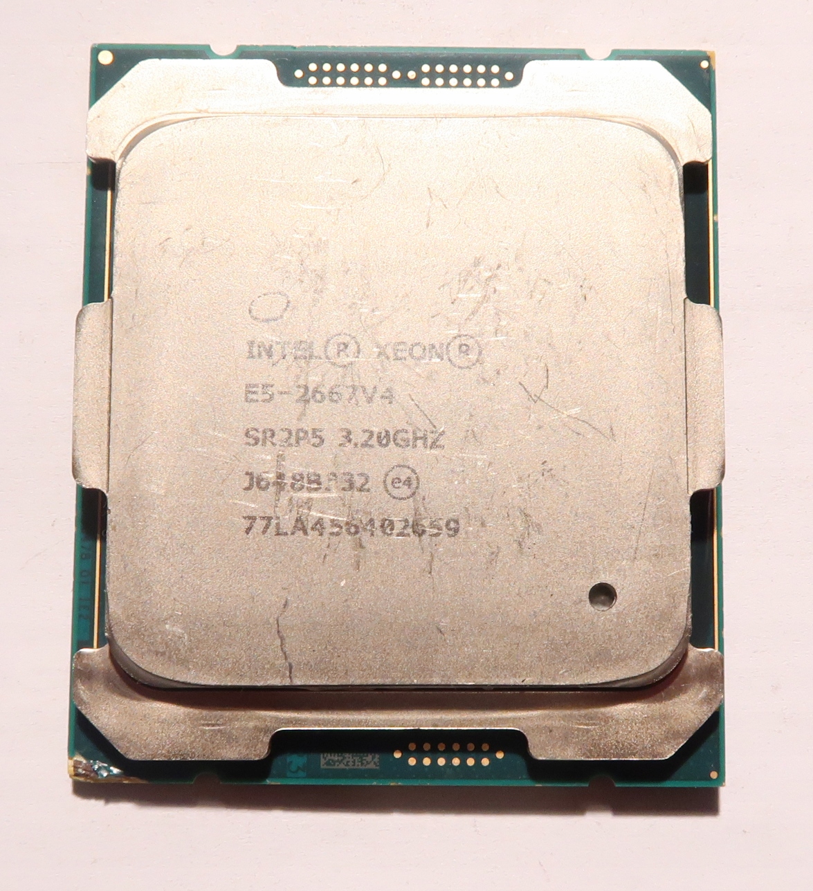 Xeon E5-2667v4, 3.2GHz, 8-CORES, CACHE 25MB - SR2P5