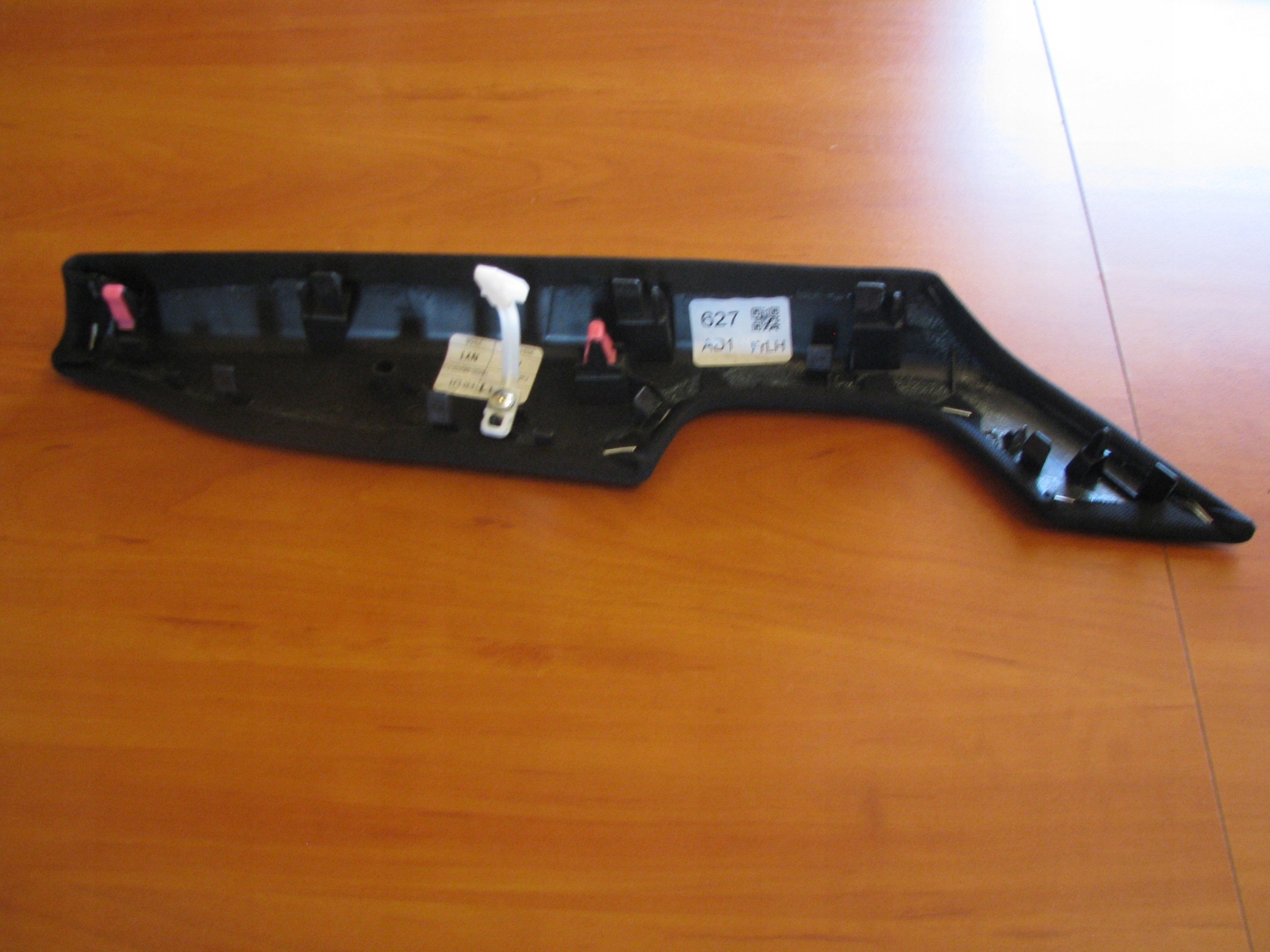 armrest BOCZNY left front TOYOTA HILUX VIII