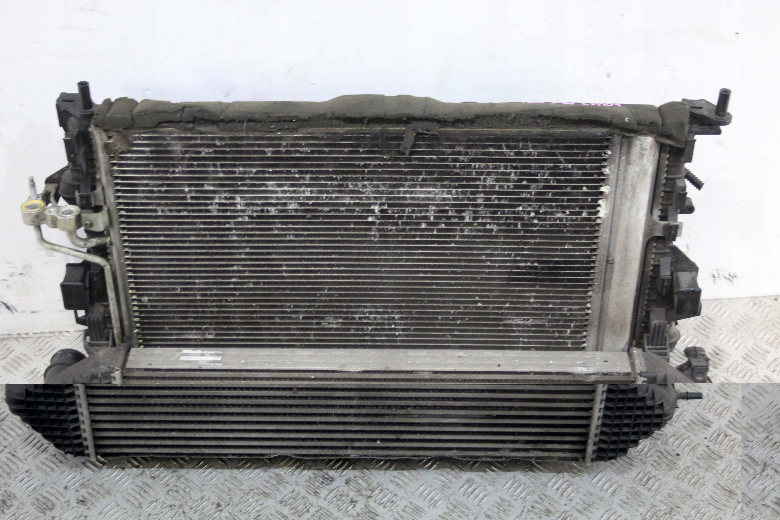 support panel for radiators radiator FORD FOCUS MK3 1,6 T