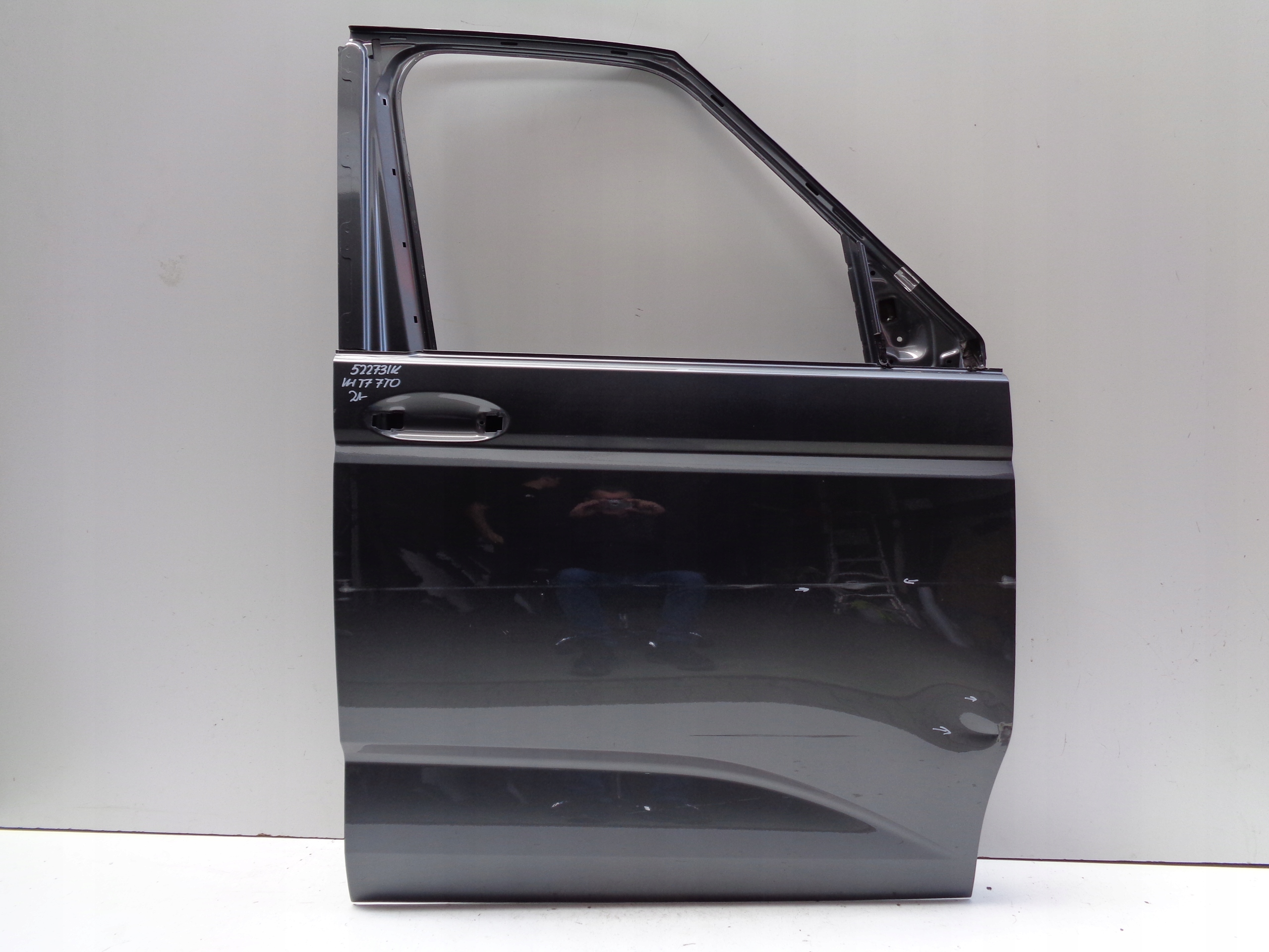 door right front VW T7 7T 7T0 21- NR 52273