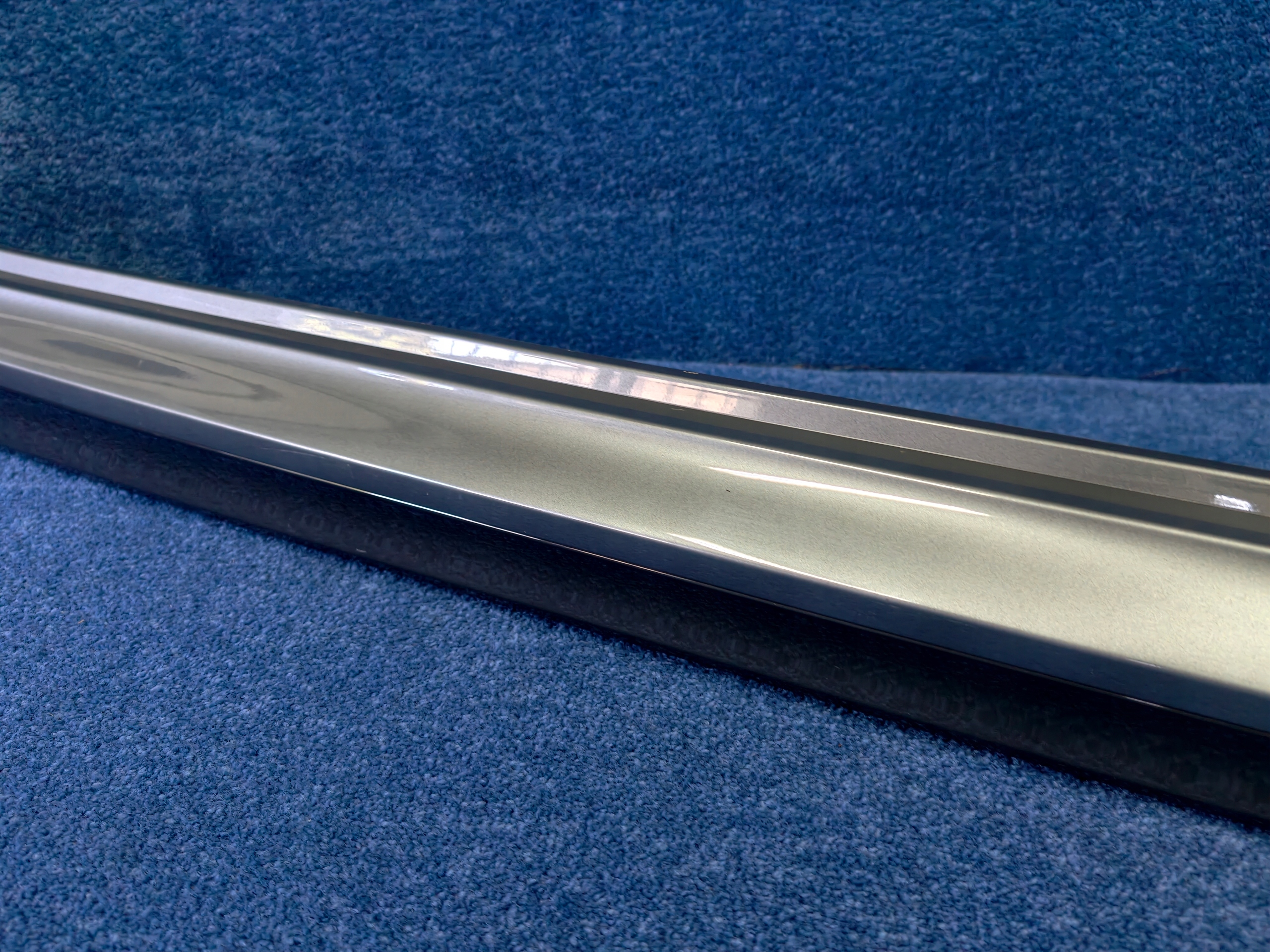 BMW 2 F44 m-packet moulding threshold cap of the threshold right graphitic 5177-8075466