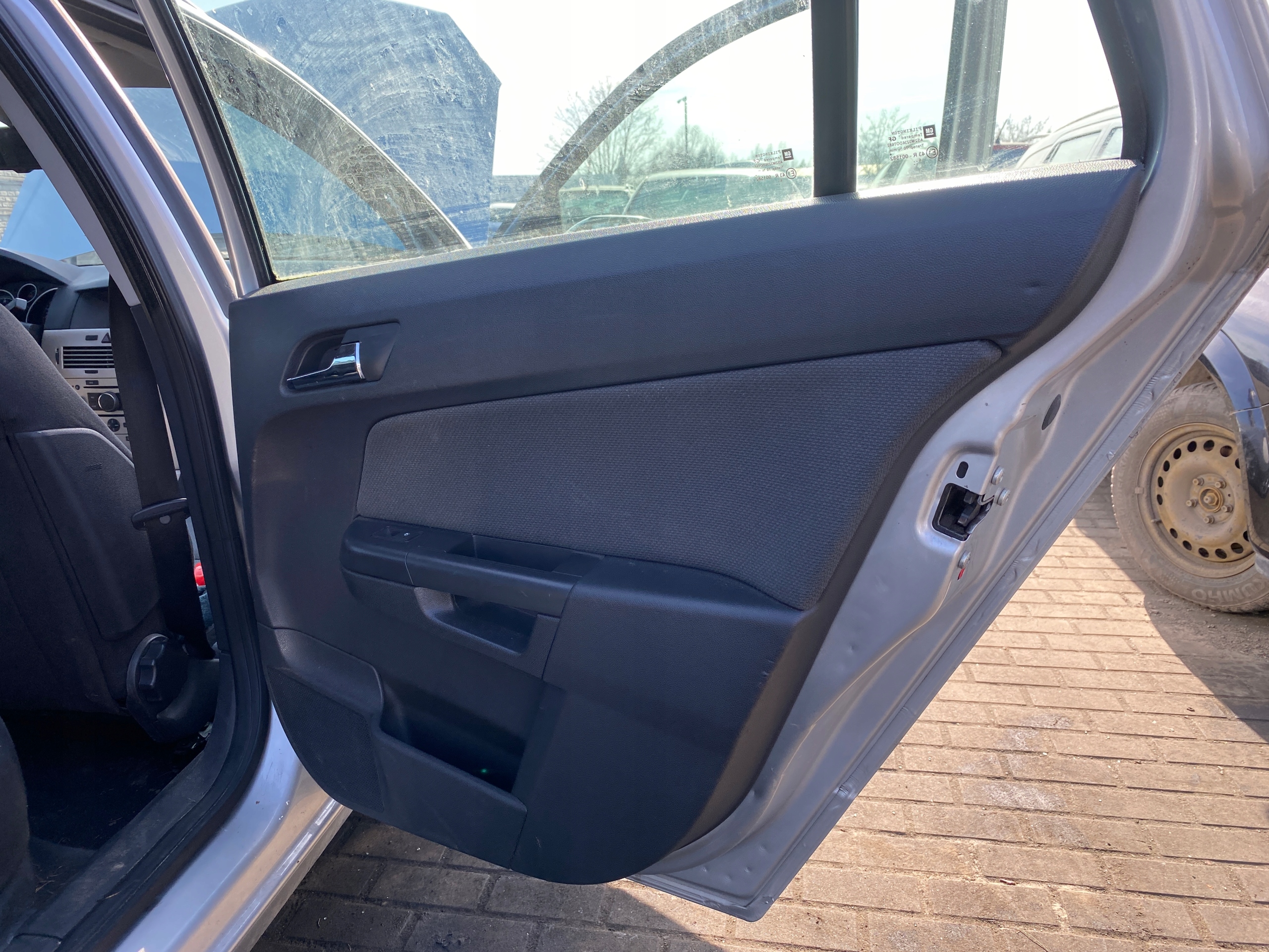 Opel Astra H FL 07-14 upholstery right side side right rear rear part