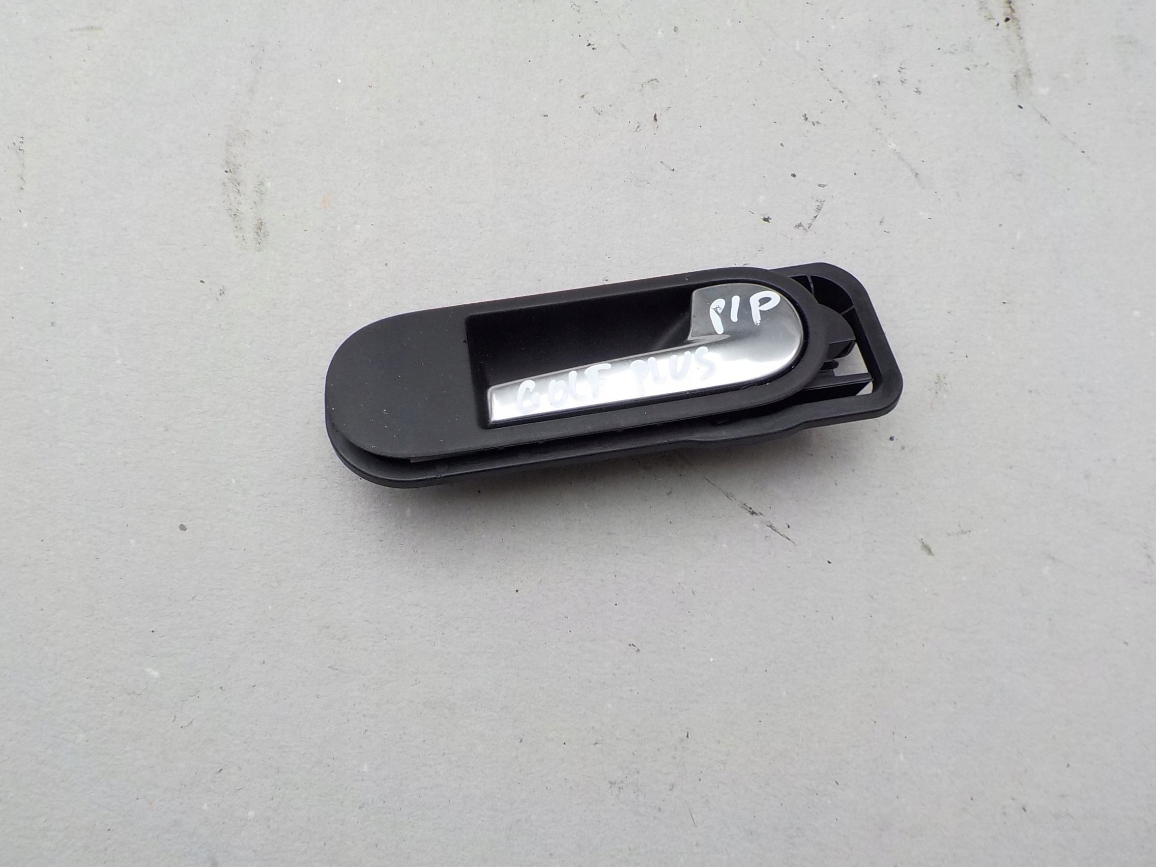 ручка двери правый передний vw GOLF PLUS