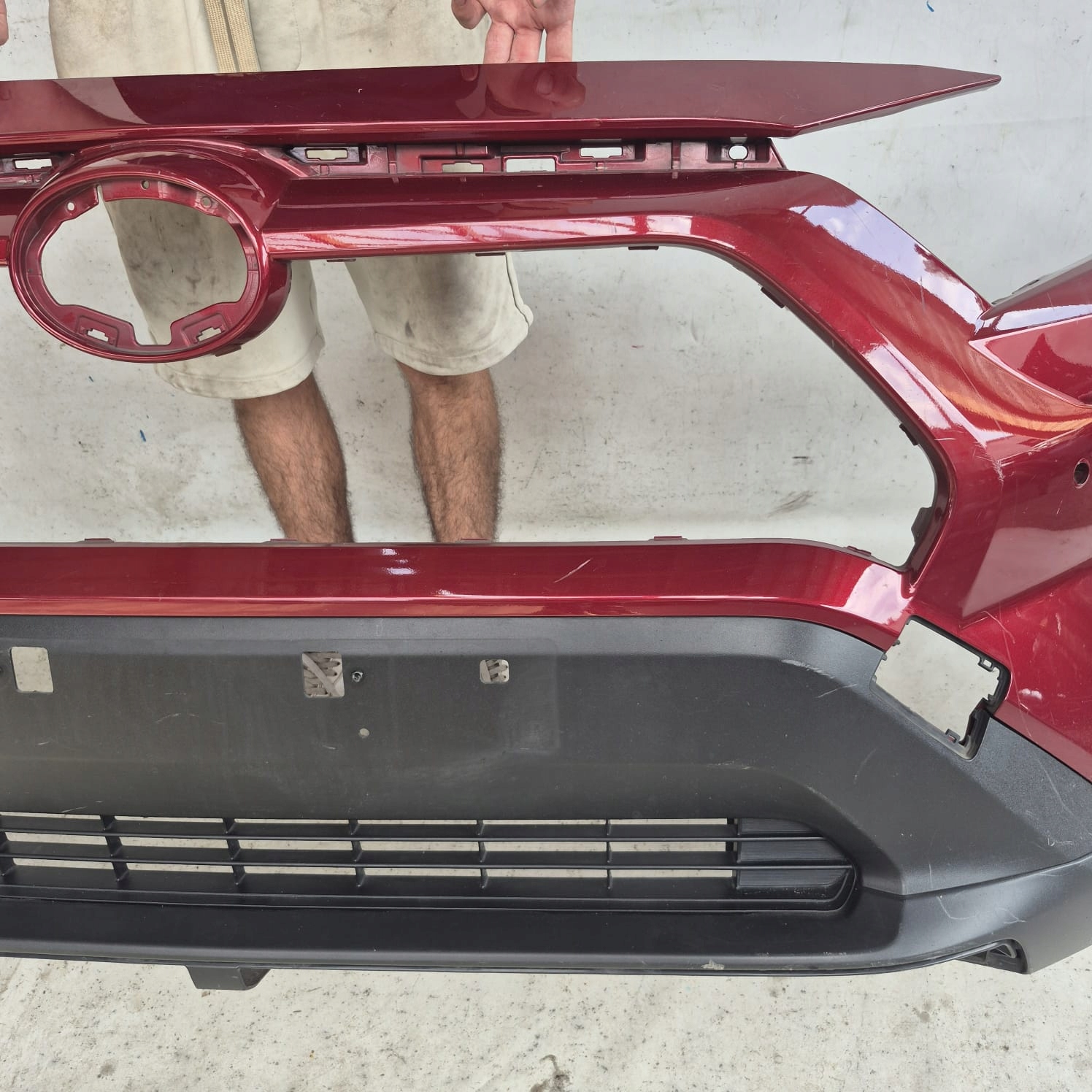 TOYOTA RAV4 V 5 19-> bumper front front PDC SPR