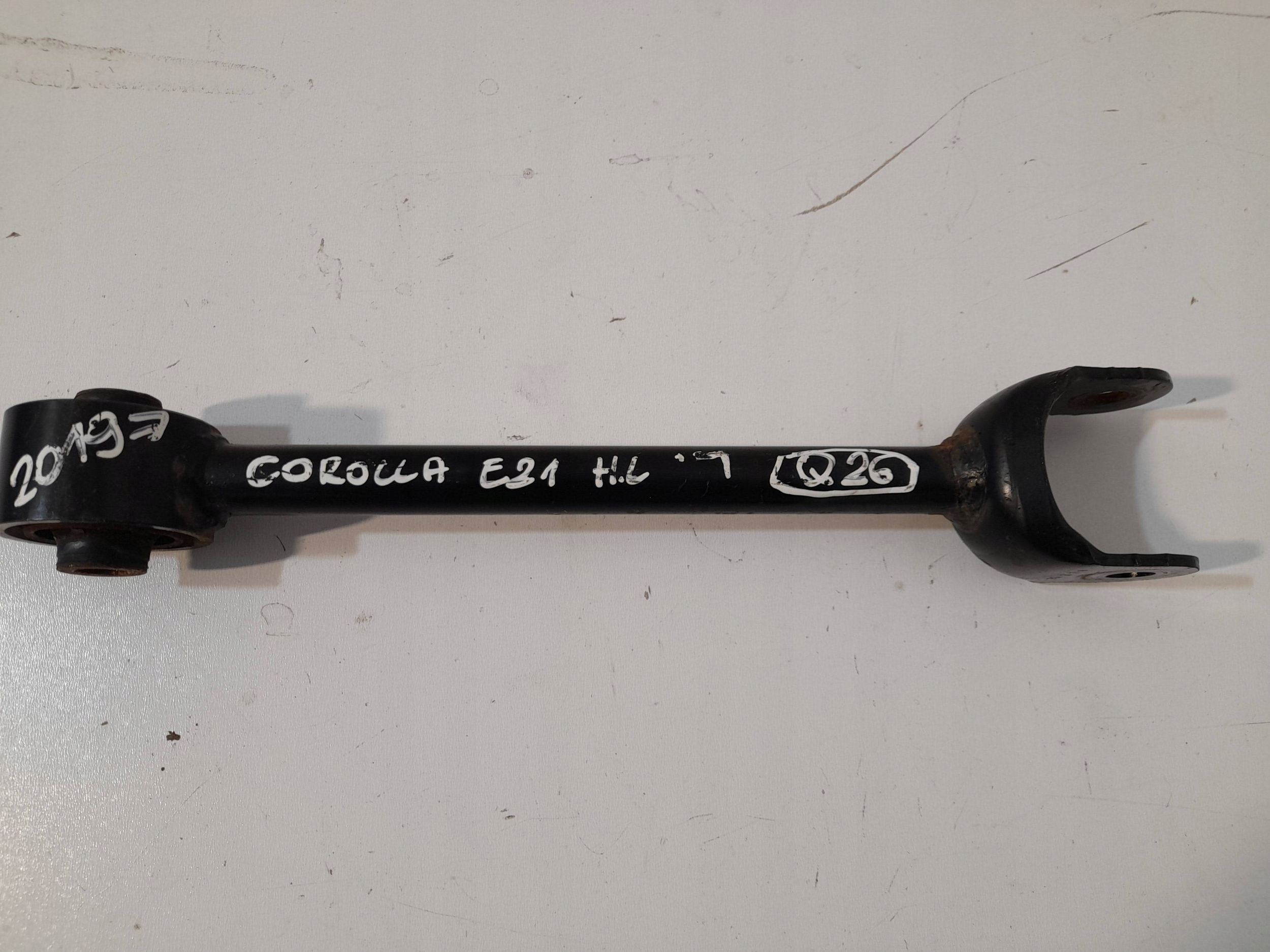Toyota Corolla E210 E21 2019 arm rear left (Q26)