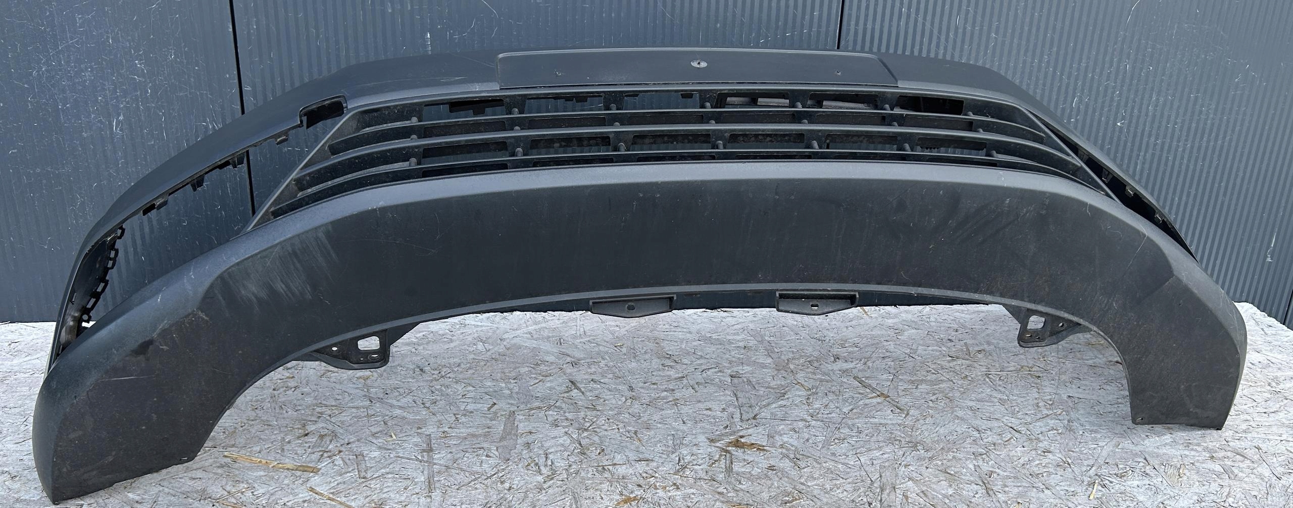 bumper front front VW CADDY III LIFT 2K5 15