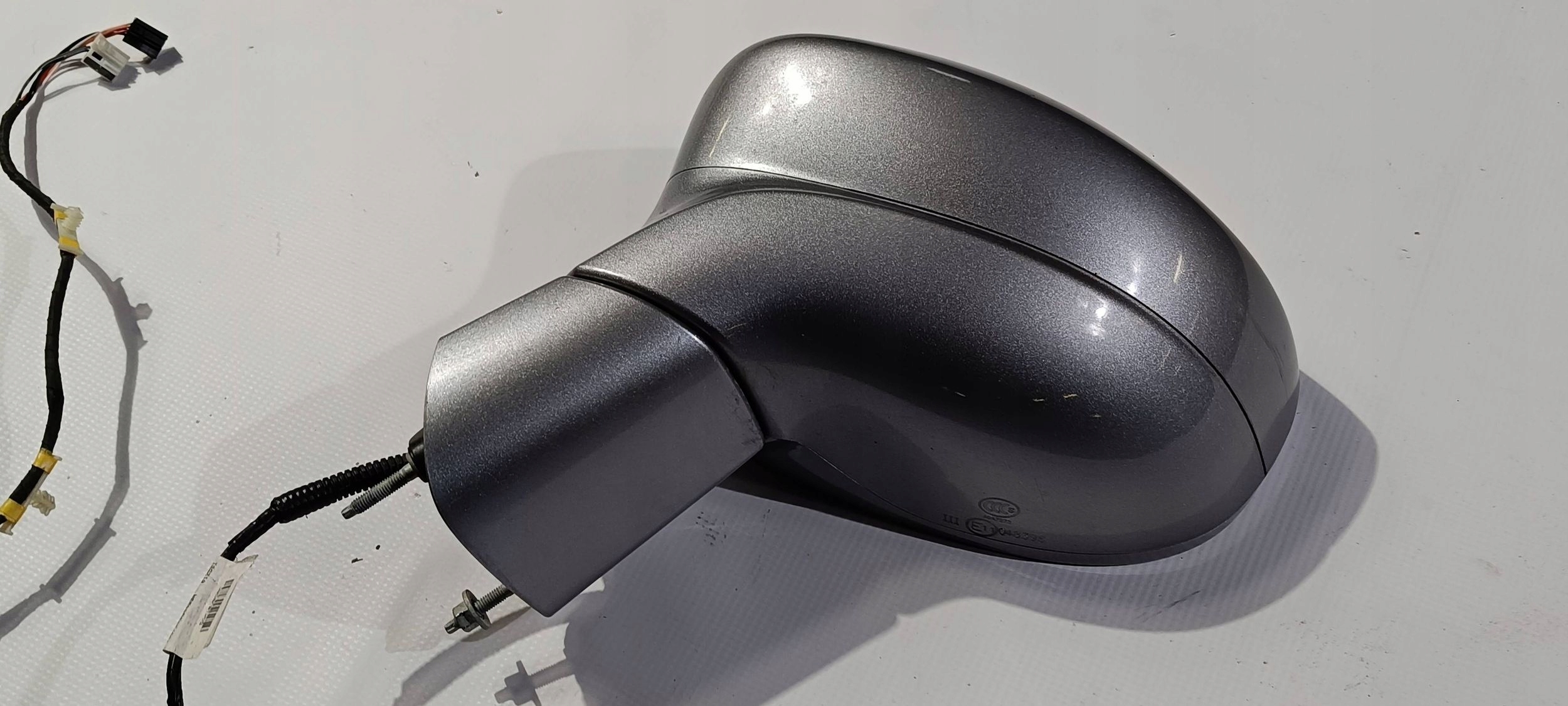 mirror exterior left 7 pin Chrysler Pacifica 2017