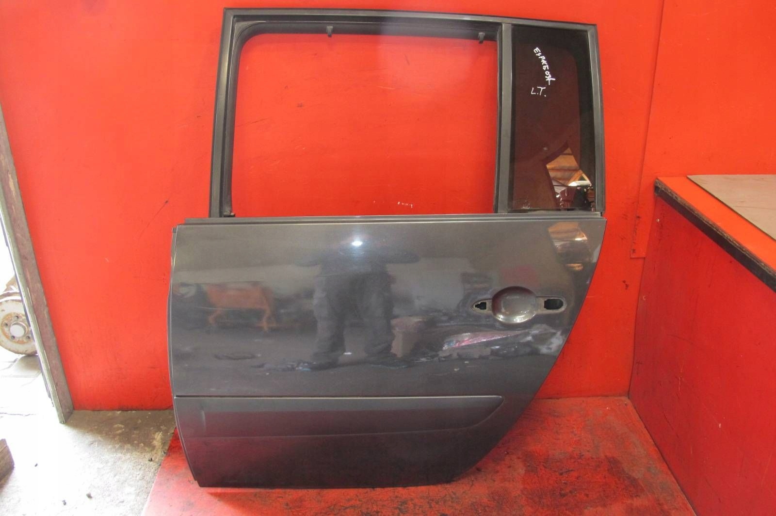 RENAULT ESPACE IV 4 door left rear part rear. TEB66